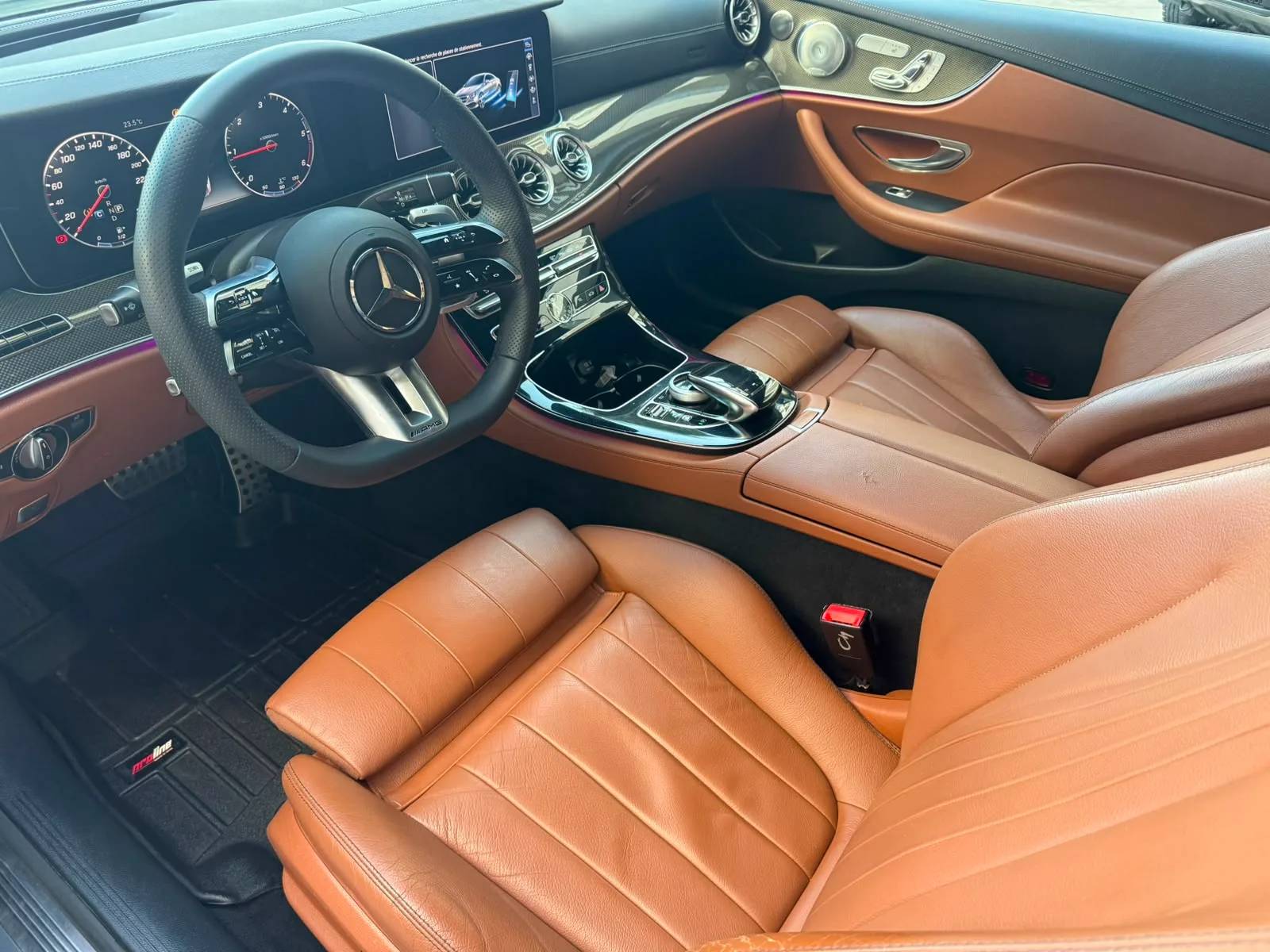 Mercedes-Benz E-Class 2017 - driver-seat photo 3