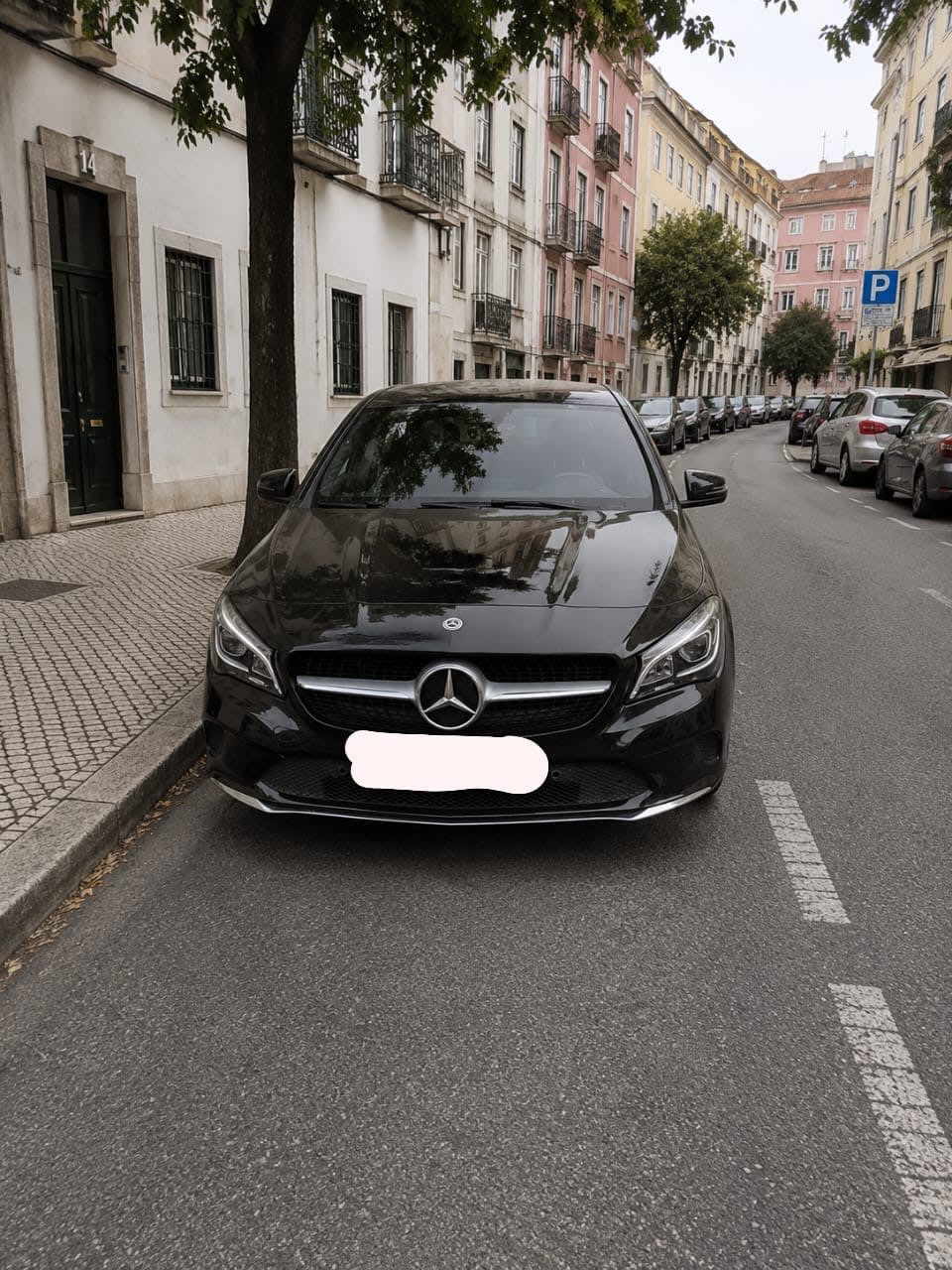 Mercedes-Benz CLA 2018 - front-right photo 2