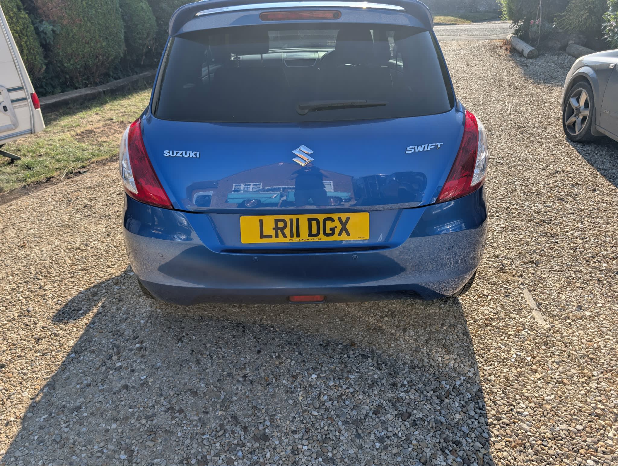 SUZUKI SWIFT 2011 - rear photo 3