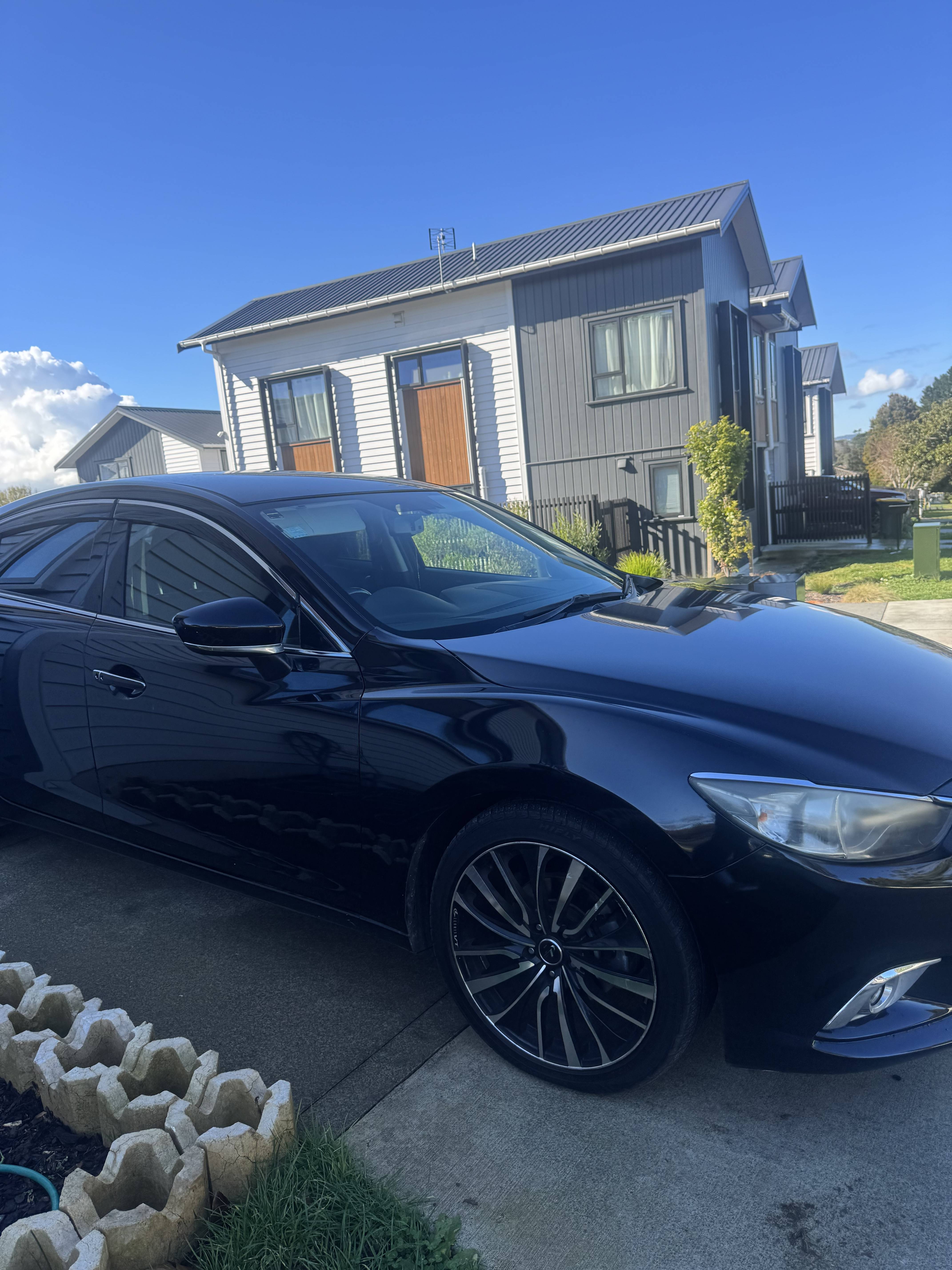 Mazda Atenza 2013 - front-left photo 2