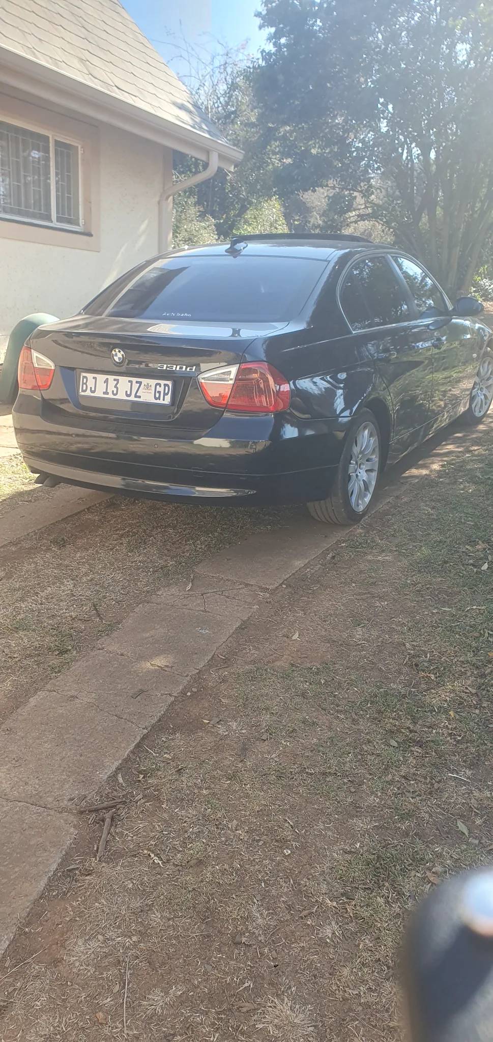BMW 3 Series 2006 - rear-right photo 2