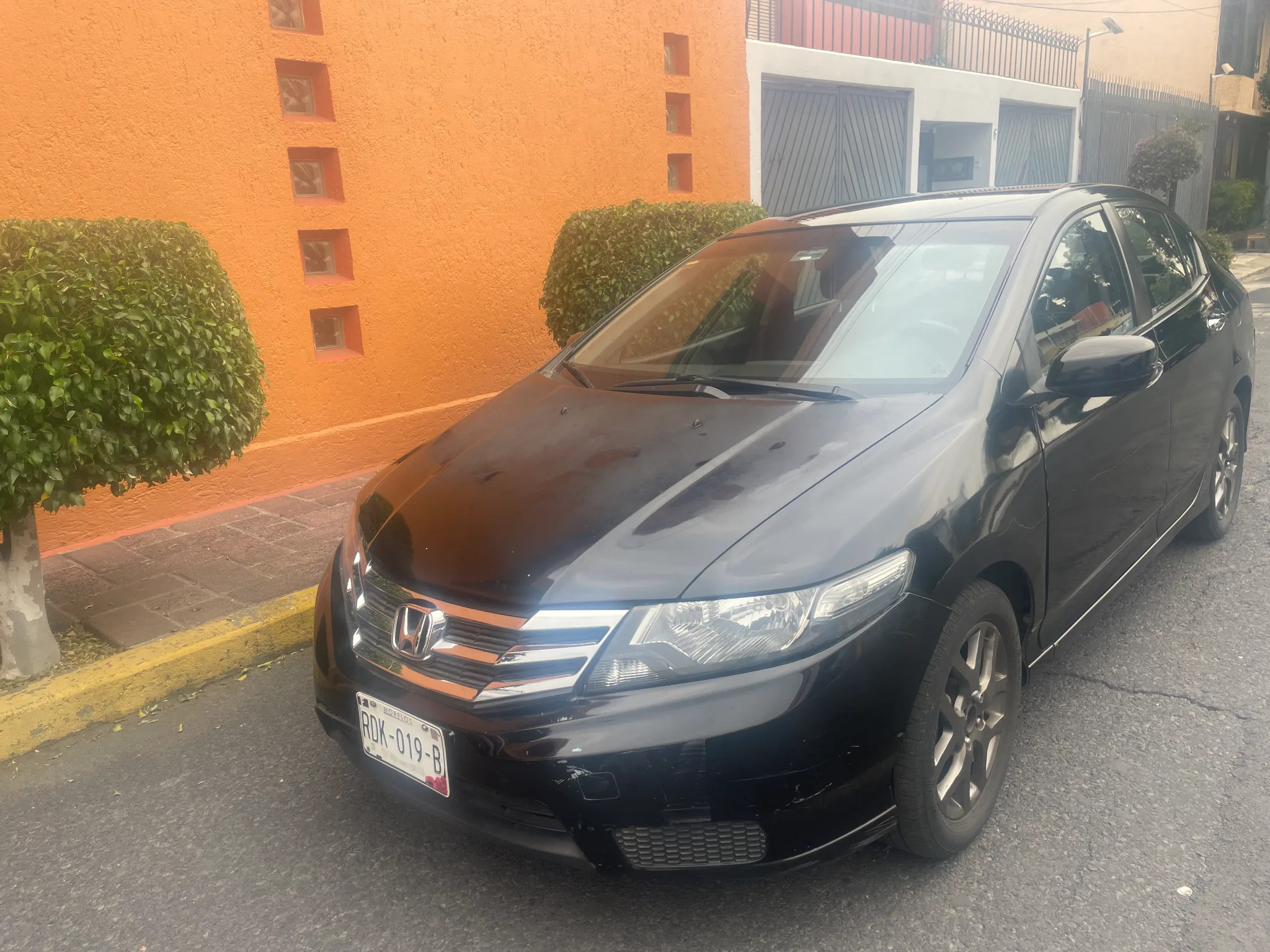 Honda city 2013 - front-right photo 1