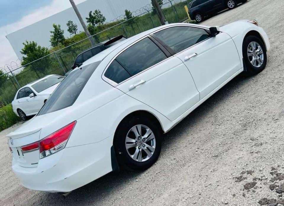 Honda Accord 2013 - rear-left photo 5