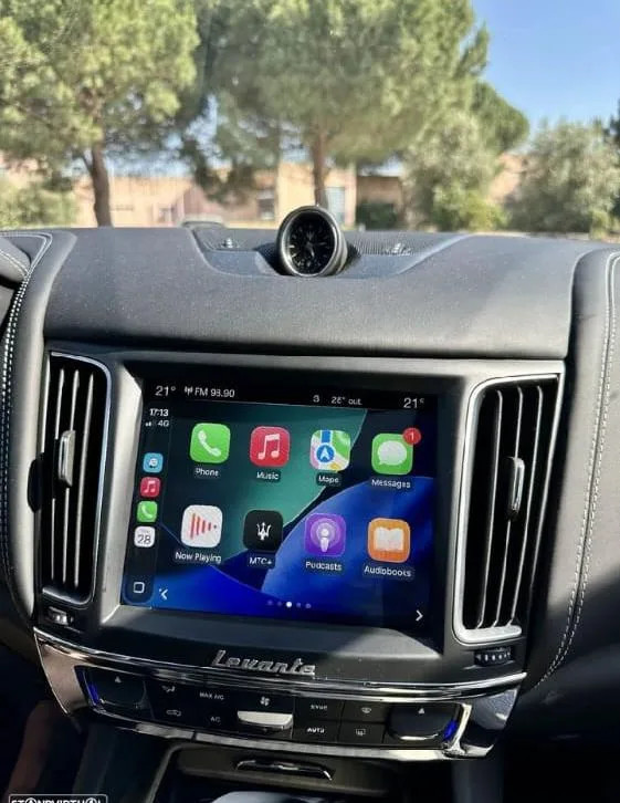 Maserati Levante 2017 - dashboard photo 5