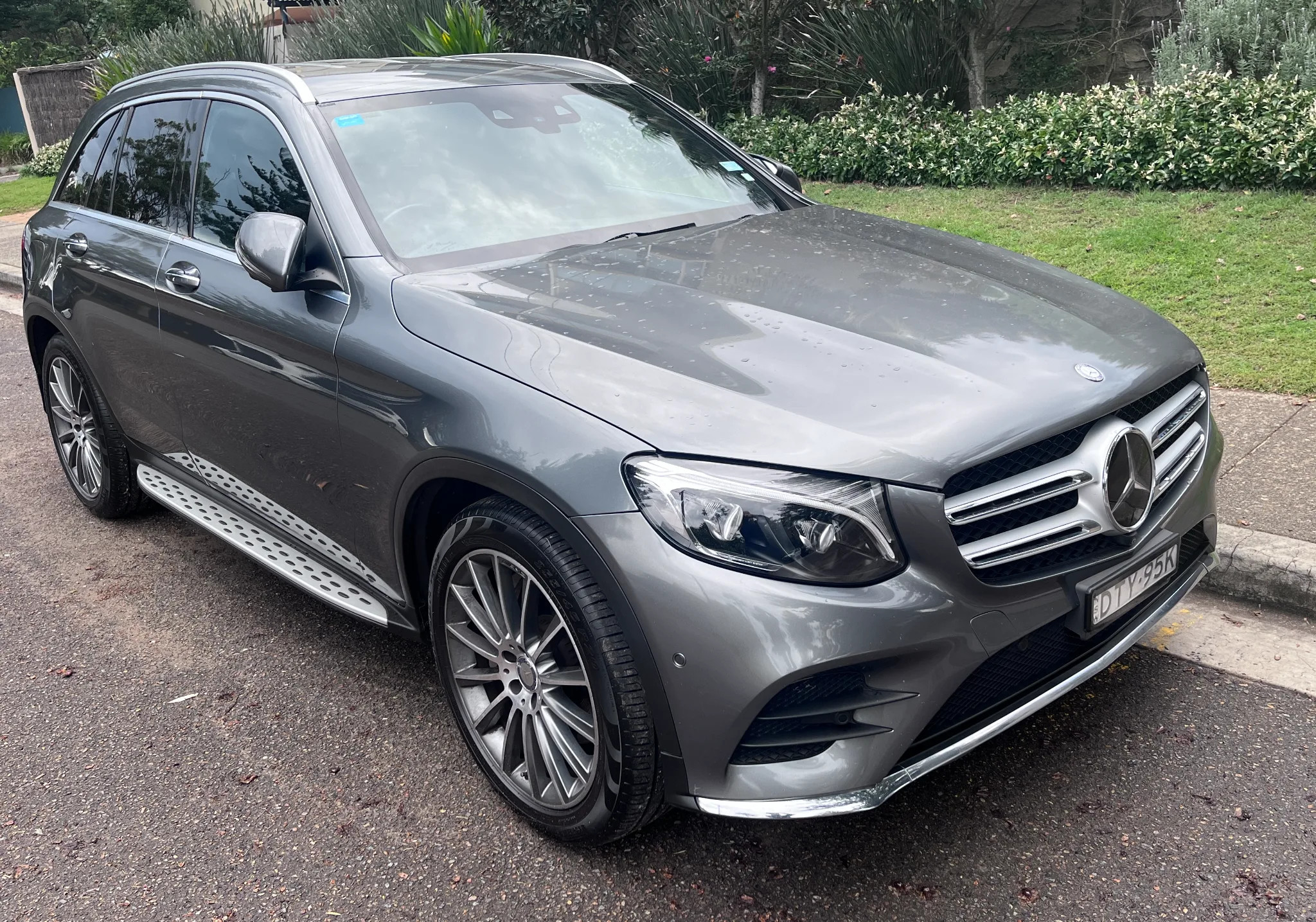 Mercedes-Benz GLC 2016 - front-right photo 1