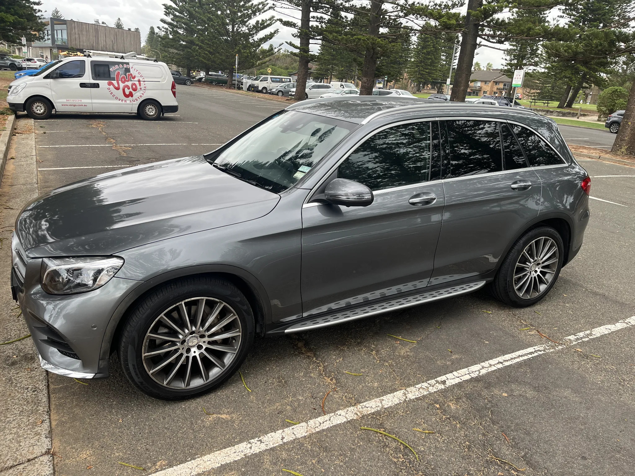 Mercedes-Benz GLC 2016 - front-right photo 2