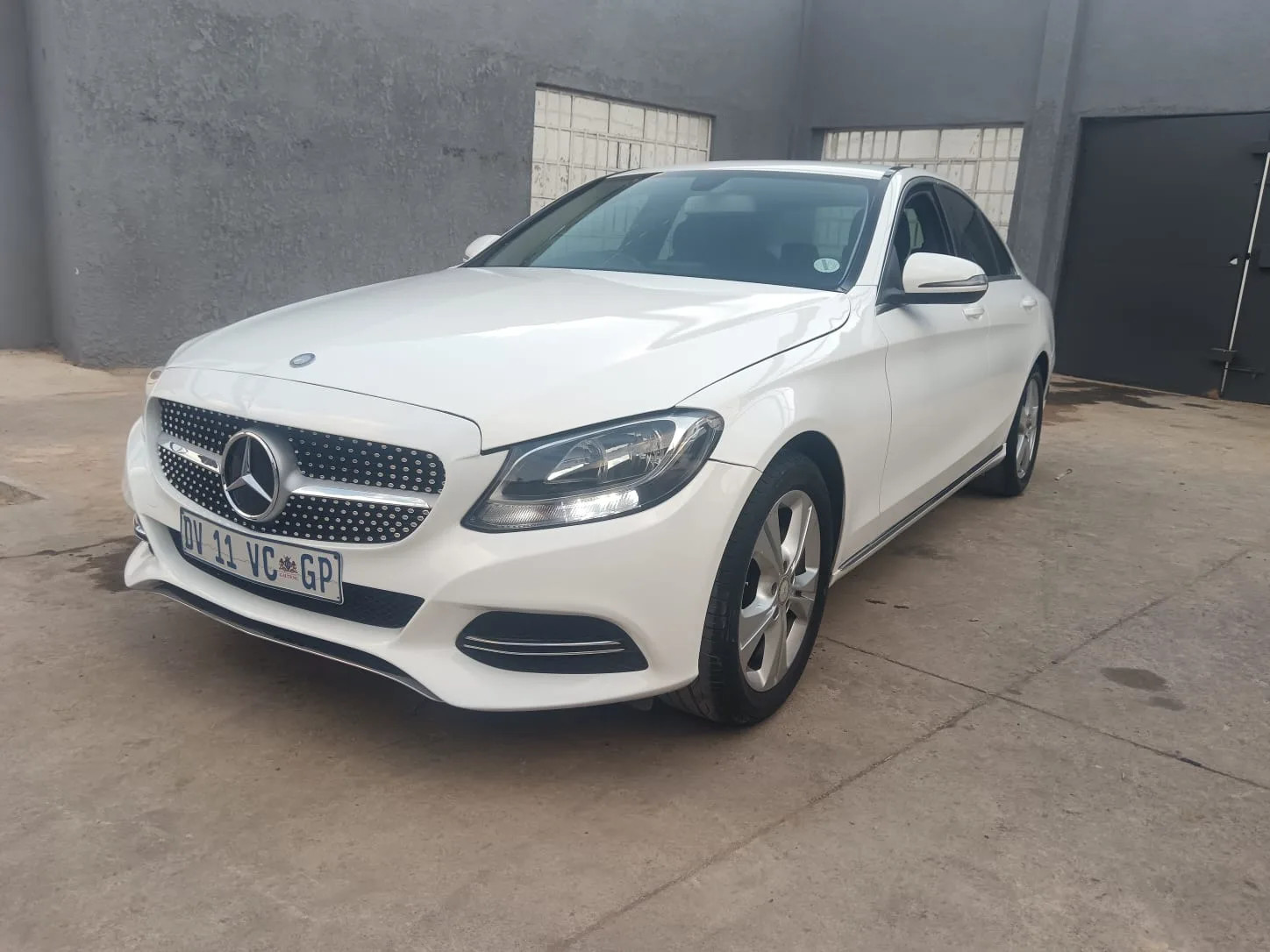 Mercedes-Benz C-Class 2014 - front-right photo 4