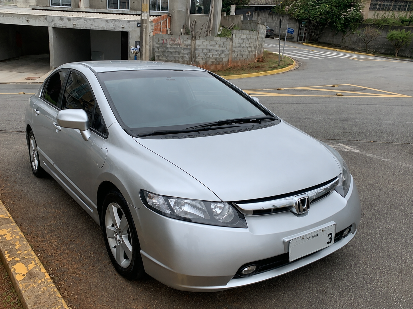 Honda Civic 2008 - front-left photo 1