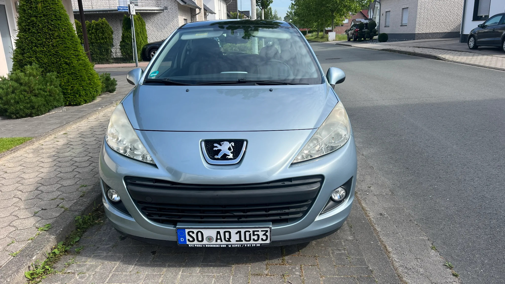 Peugeot 207 2009 - front-left photo 2