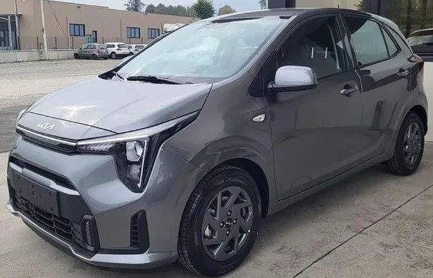 Kia Picanto 2025 - left-side photo 1