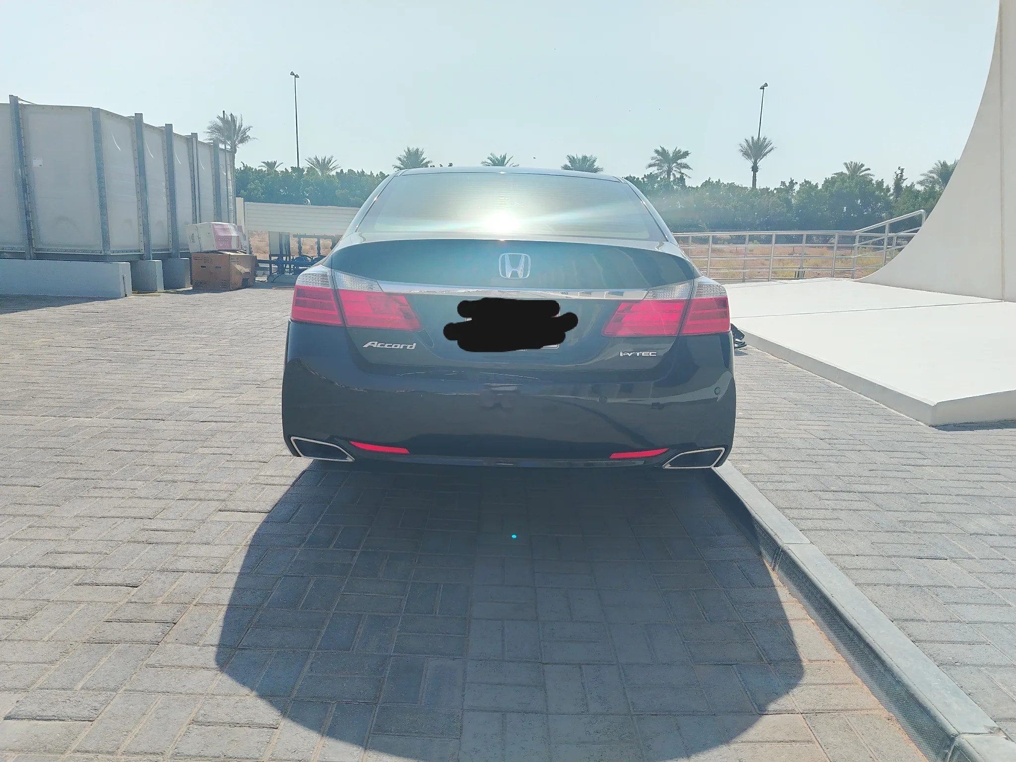 Honda Accord 2015 - rear photo 3