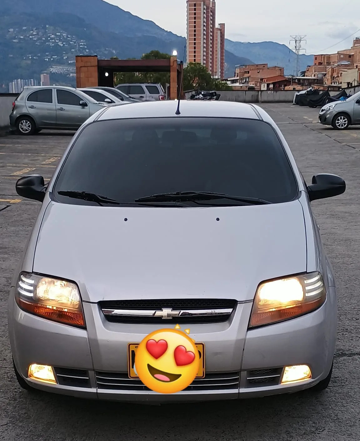 Chevrolet Aveo 2009 - front-right photo 3