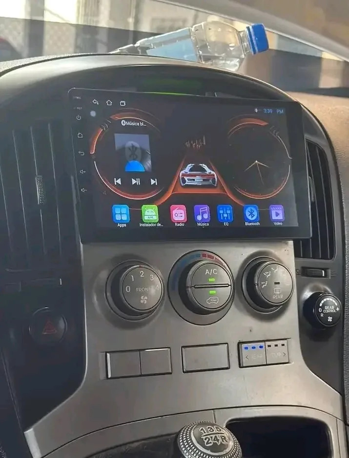 Hyundai H1 2014 - dashboard photo 5