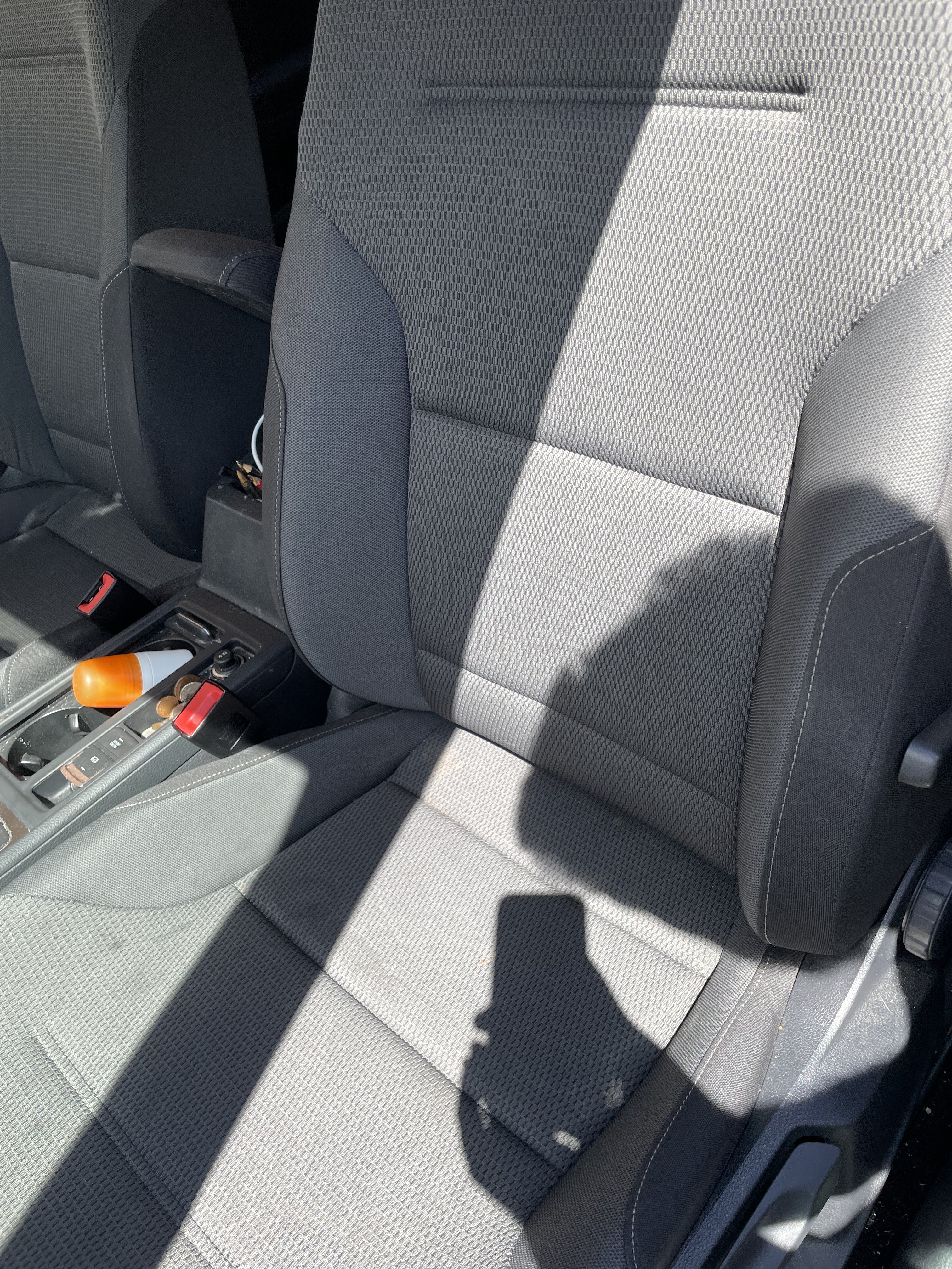VOLKSWAGEN GOLF 2018 - front-passenger photo 4