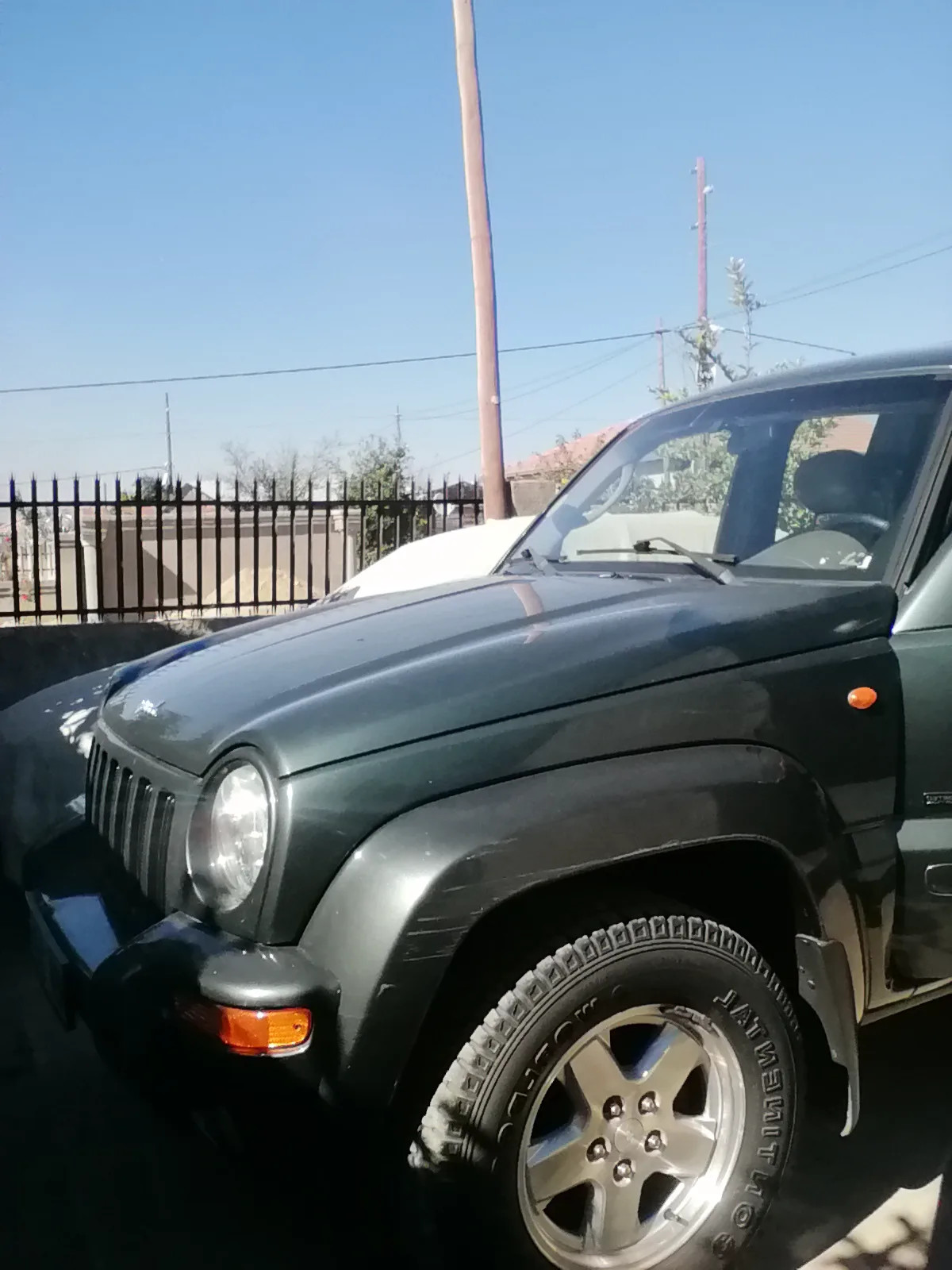 Jeep Grand Cherokee 2001 - front-right photo 1