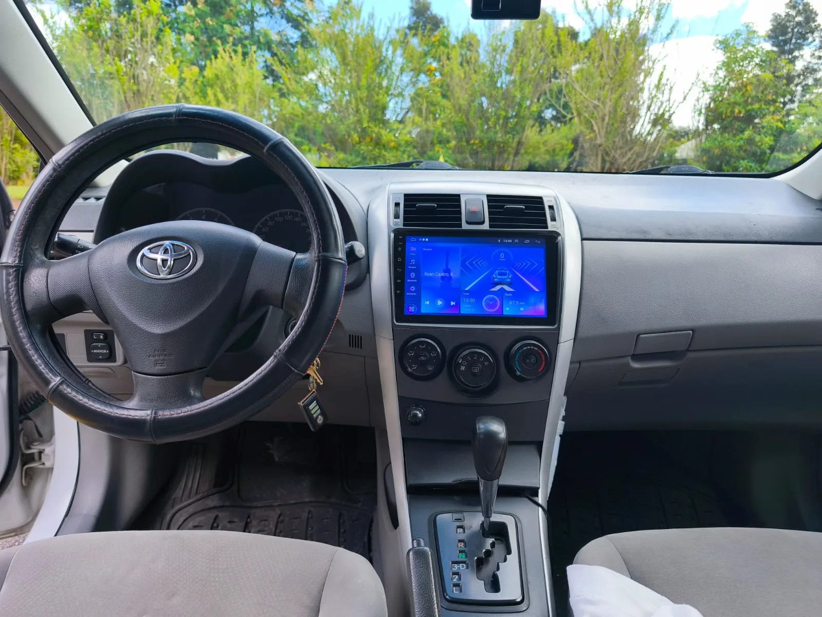 Toyota Corolla 2013 - dashboard photo 5