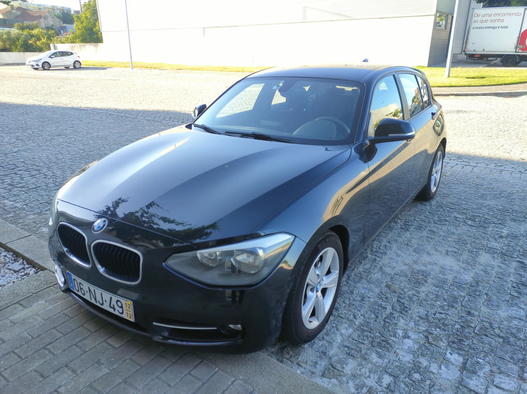 BMW 1 Series 2012 - front-left photo 1