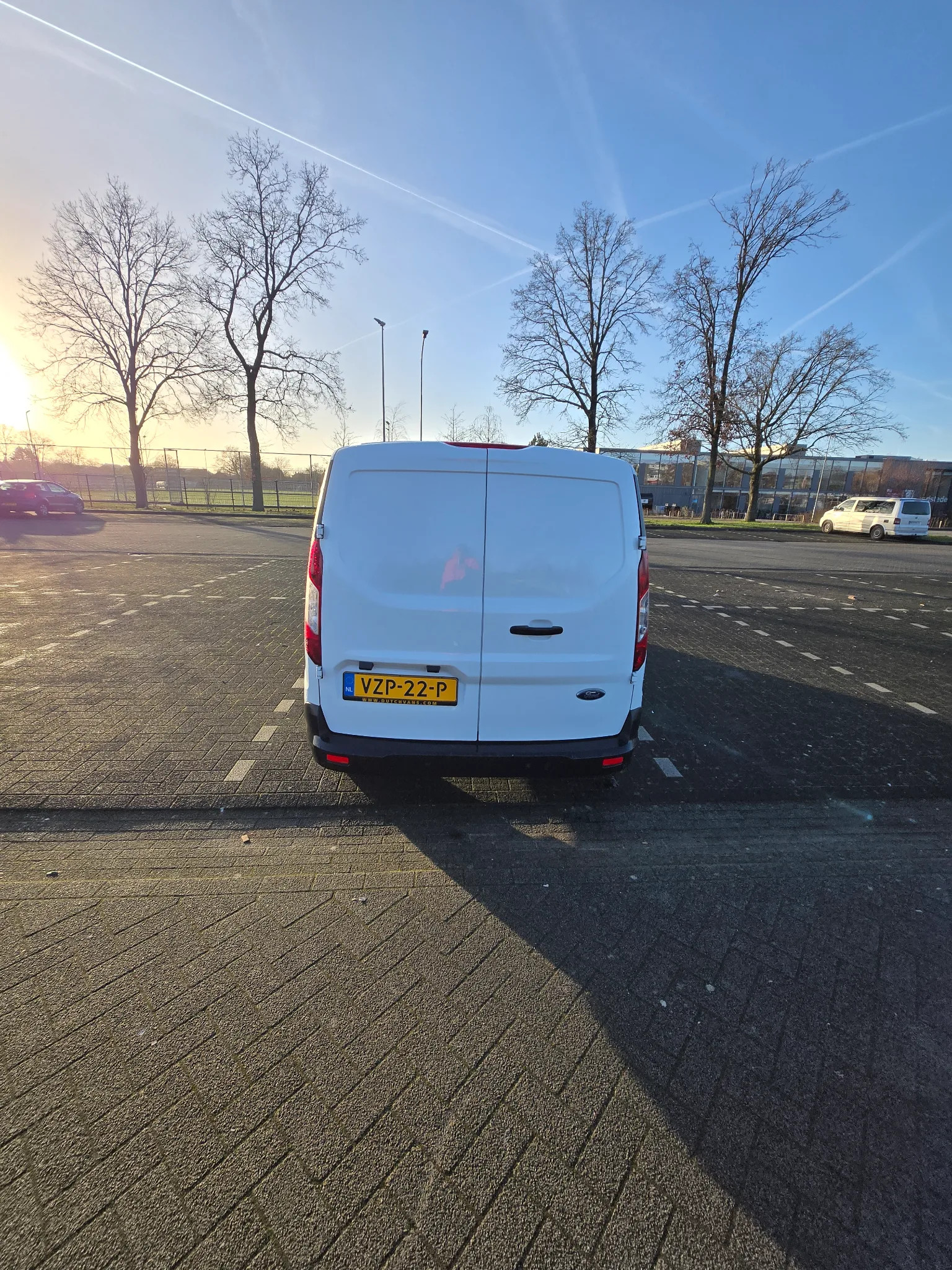 Ford Transit Connect 2020 - rear-right photo 4