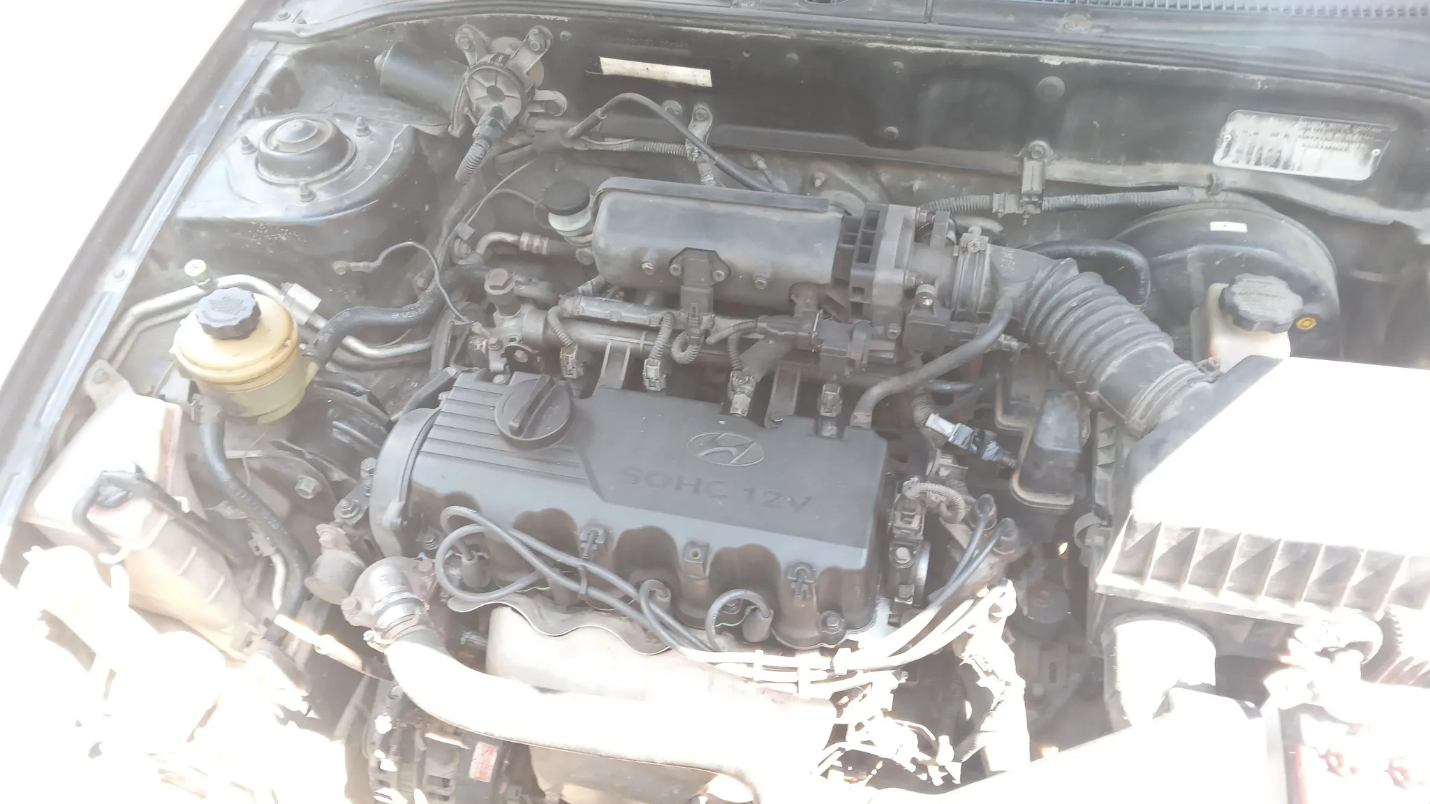 Hyundai Accent Verna GLS 2002 - engine photo 4