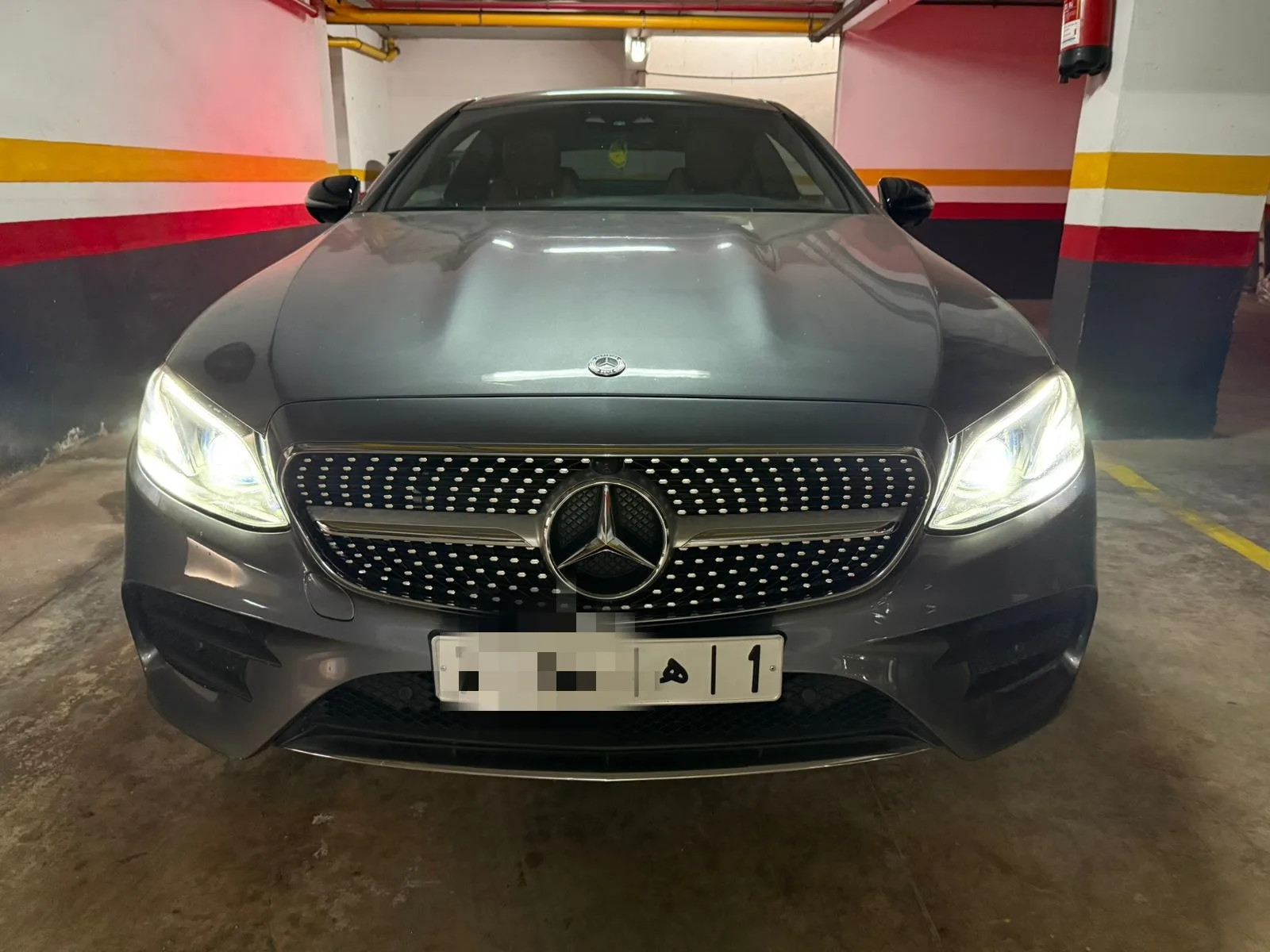 Mercedes-Benz E-Class 2017 - front-right photo 1