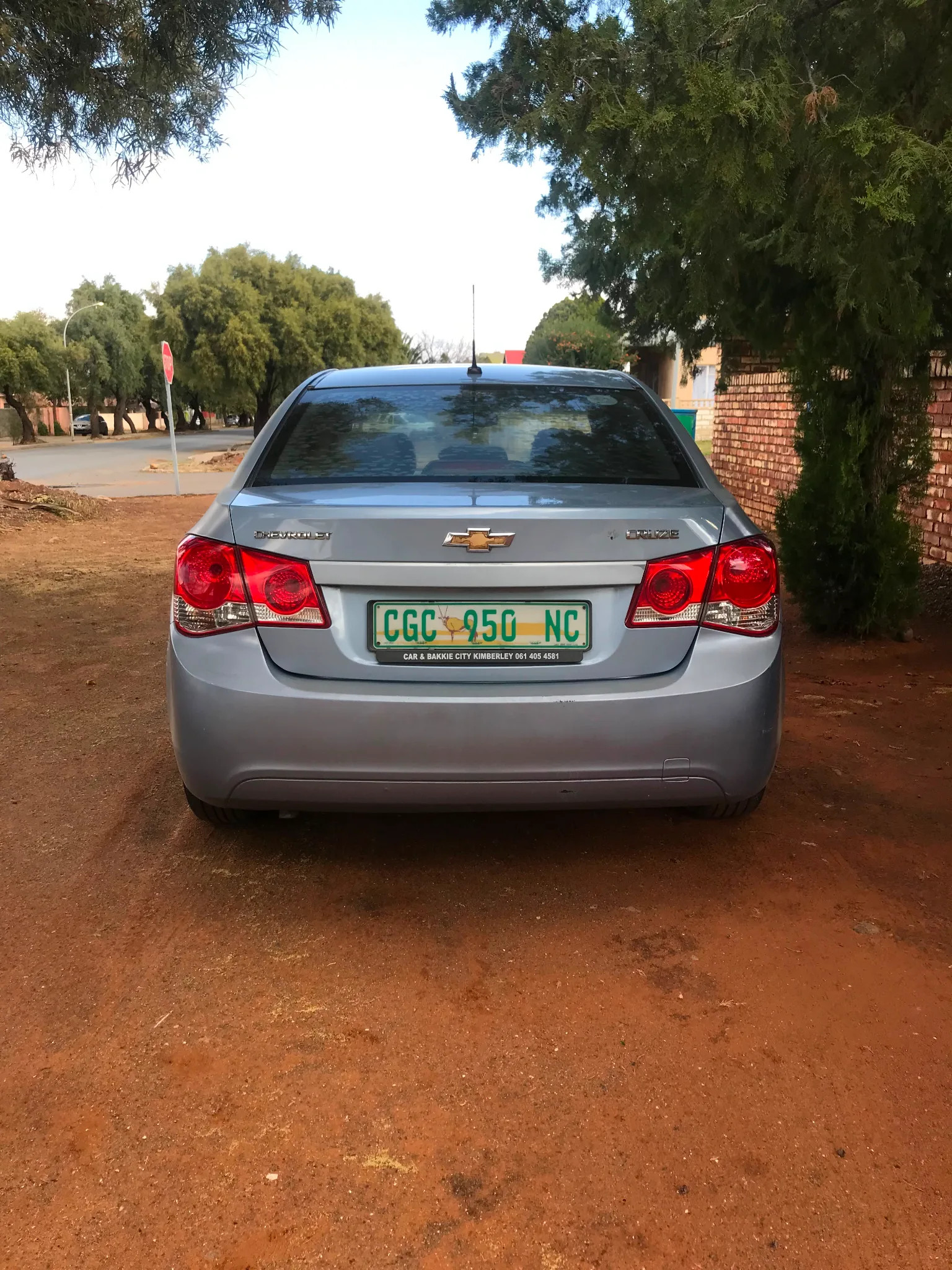Chevrolet Cruze 2009 - rear-left photo 4