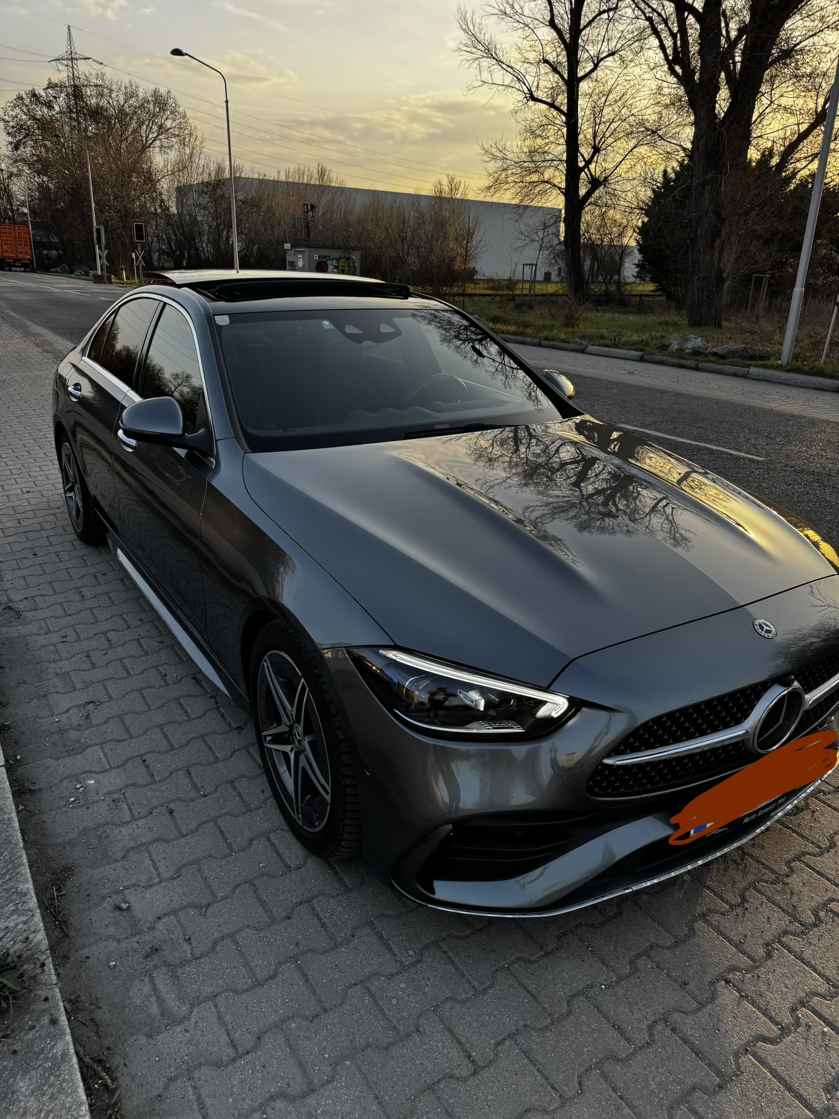 Mercedes-Benz C-Class 2021 - front-right photo 3
