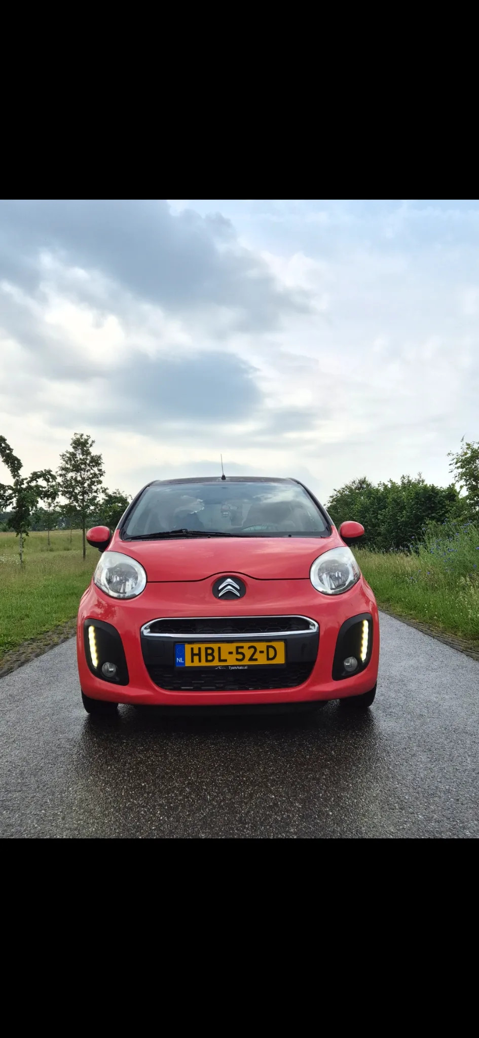 Citroën C1 2014 - front-right photo 1