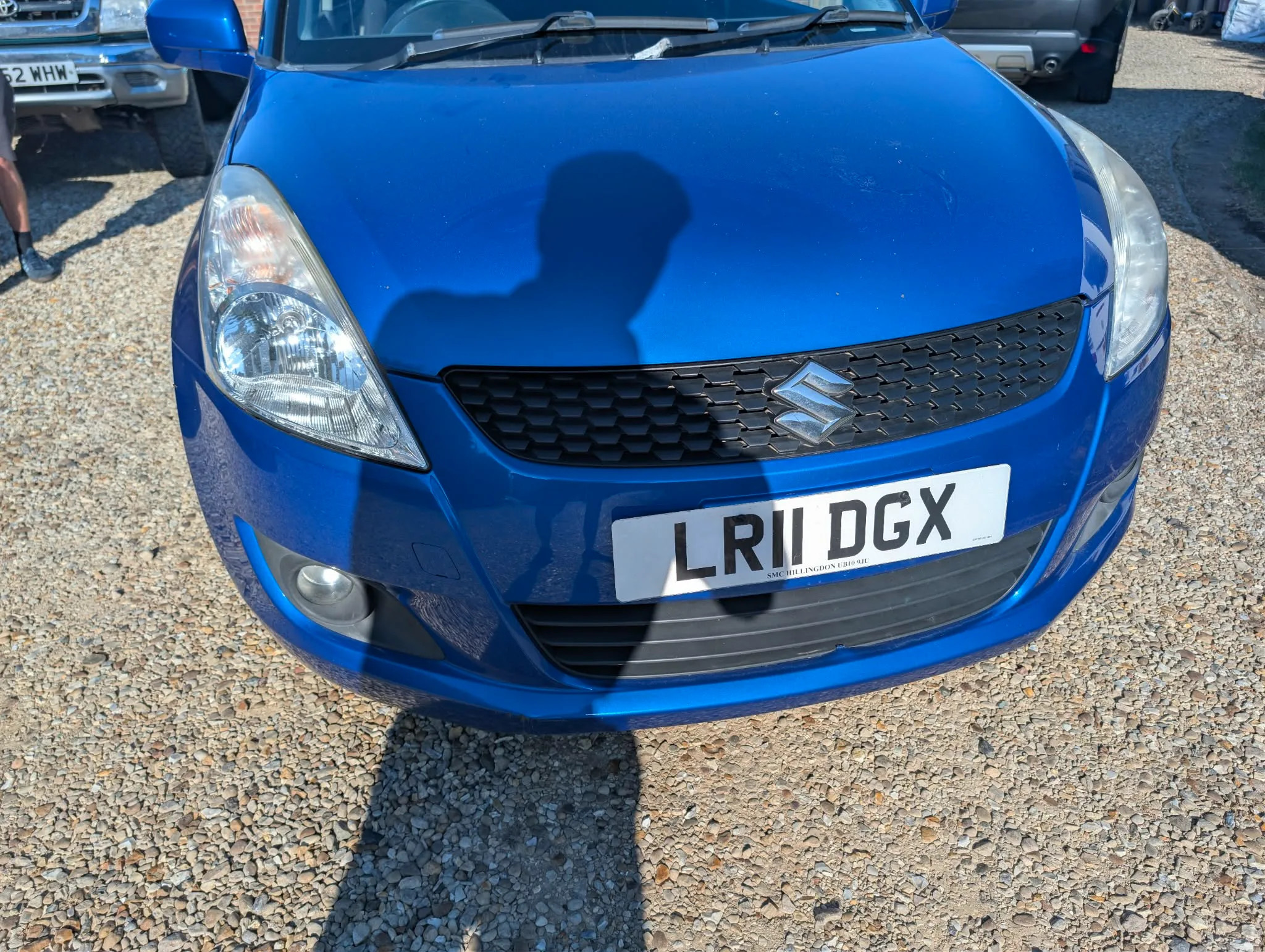 SUZUKI SWIFT 2011 - front-right photo 2
