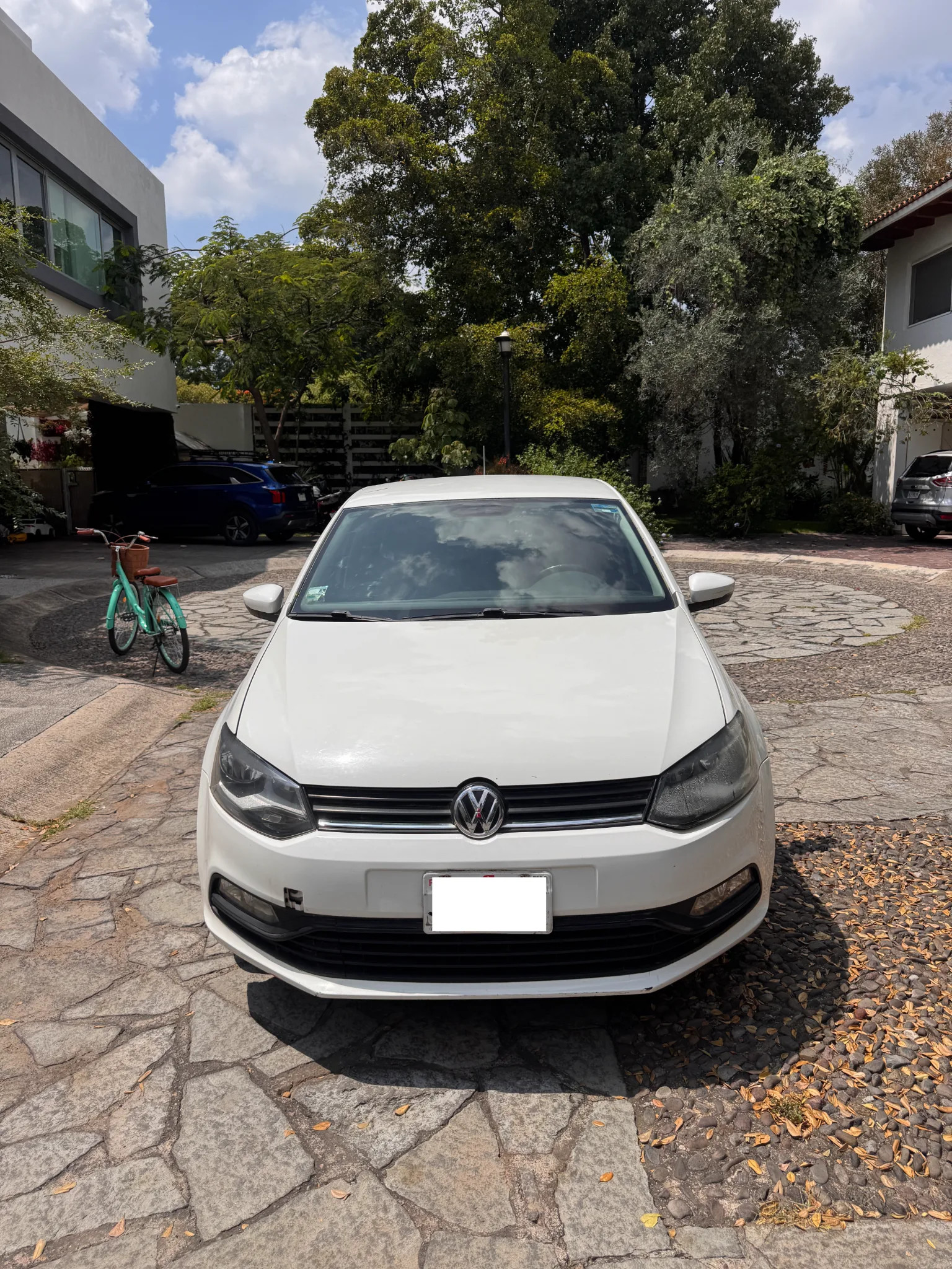 Volkswagen Polo 2018 - front-right photo 2