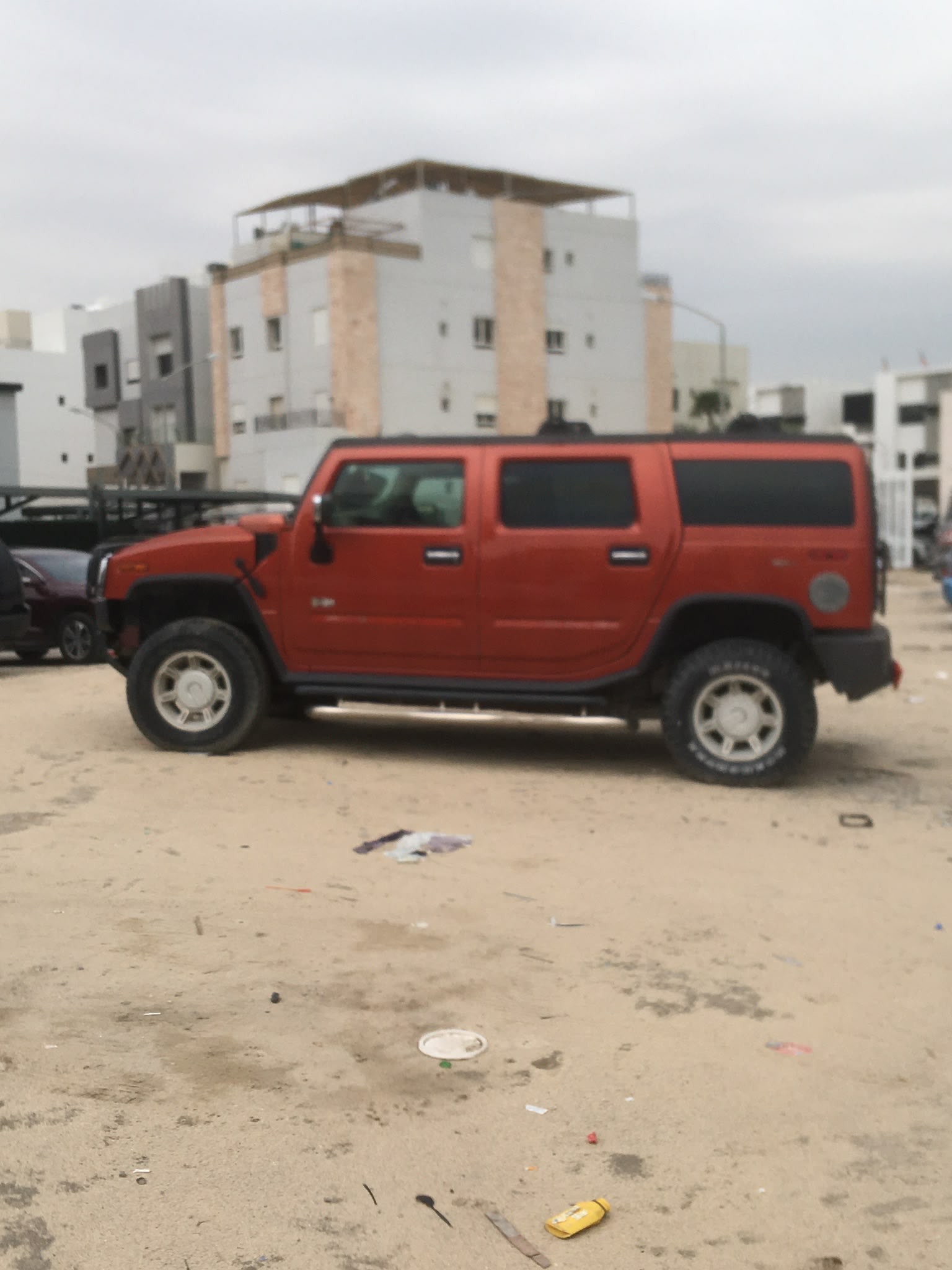 Hummer H2 2006 - left-side photo 1