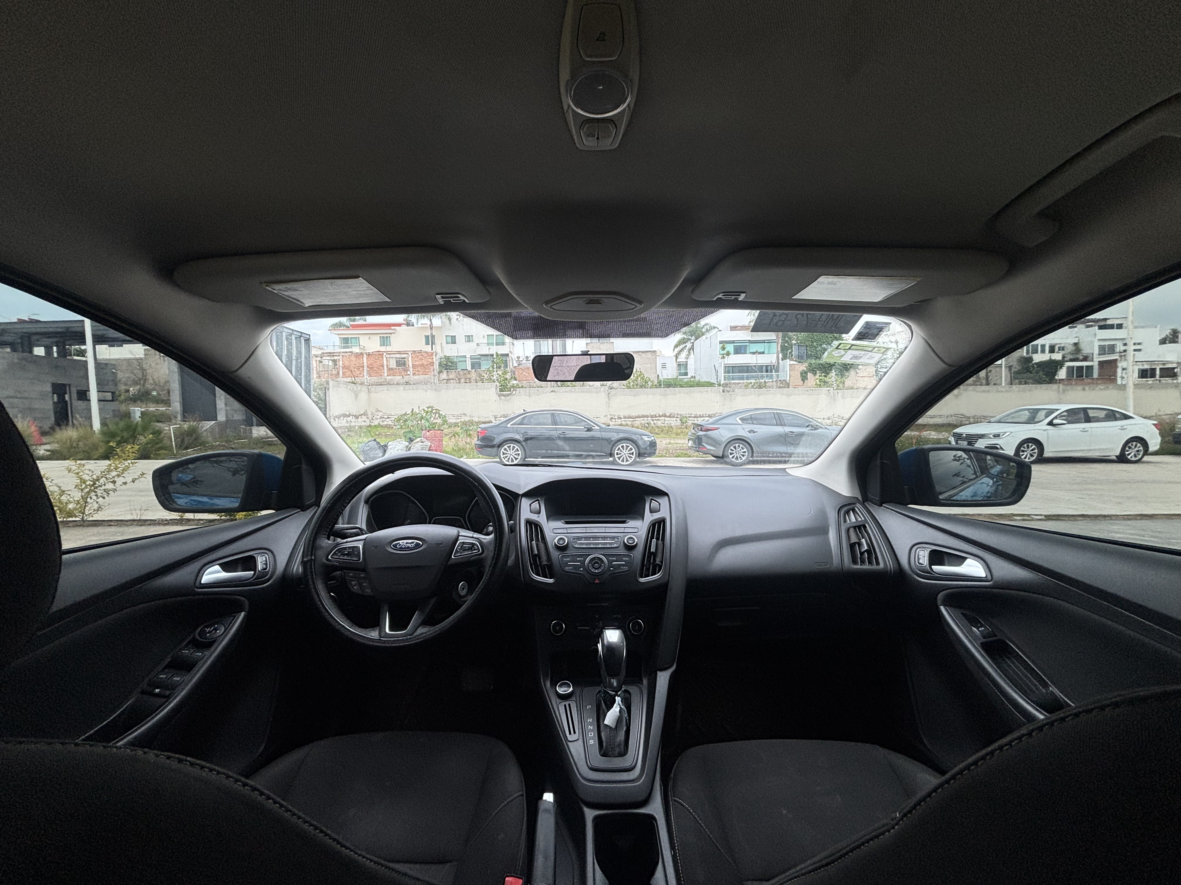 Ford Focus 2015 - dashboard photo 5
