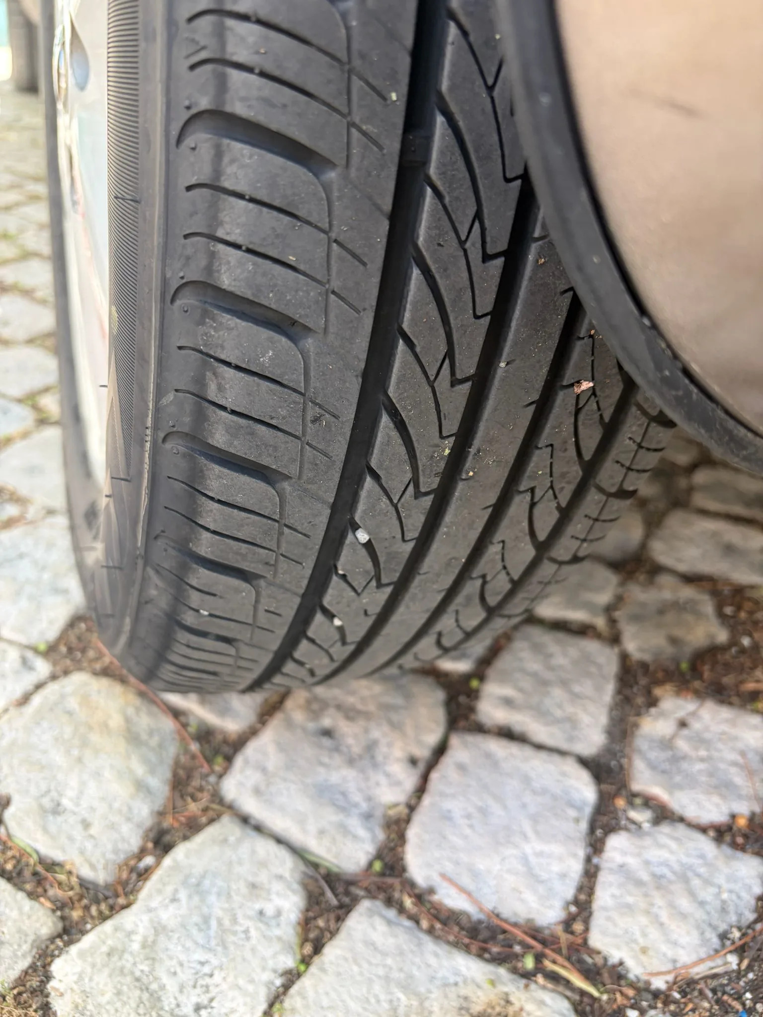 Nissan Note 2008 - wheel photo 7