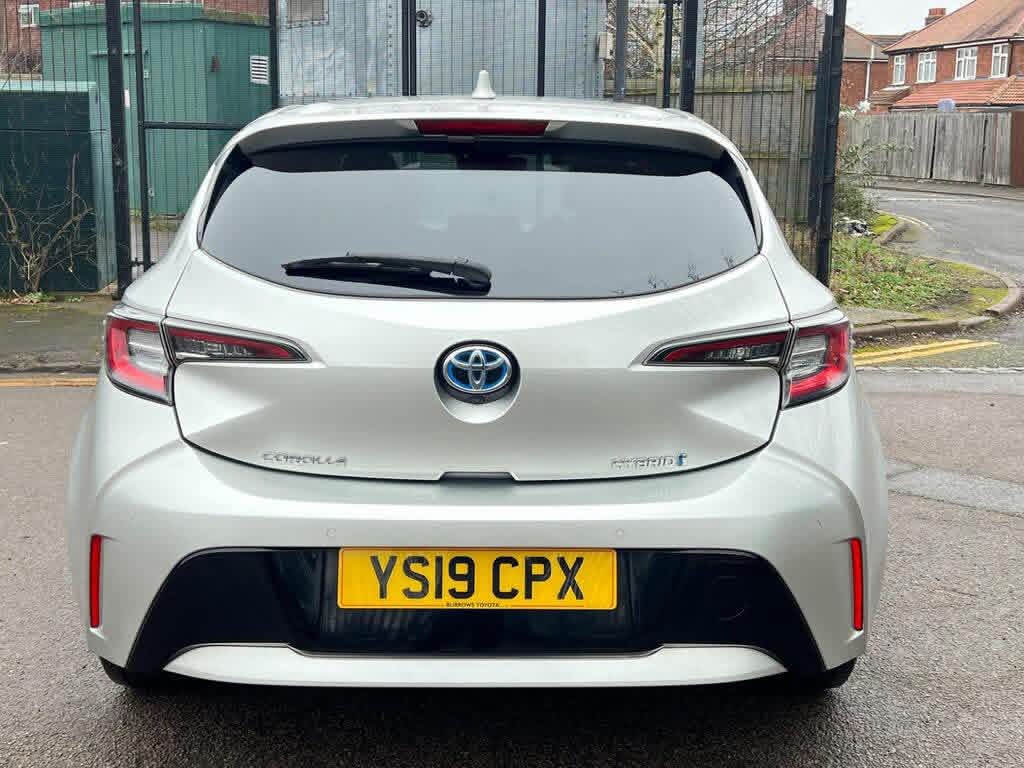 TOYOTA COROLLA 2019 - rear photo 2