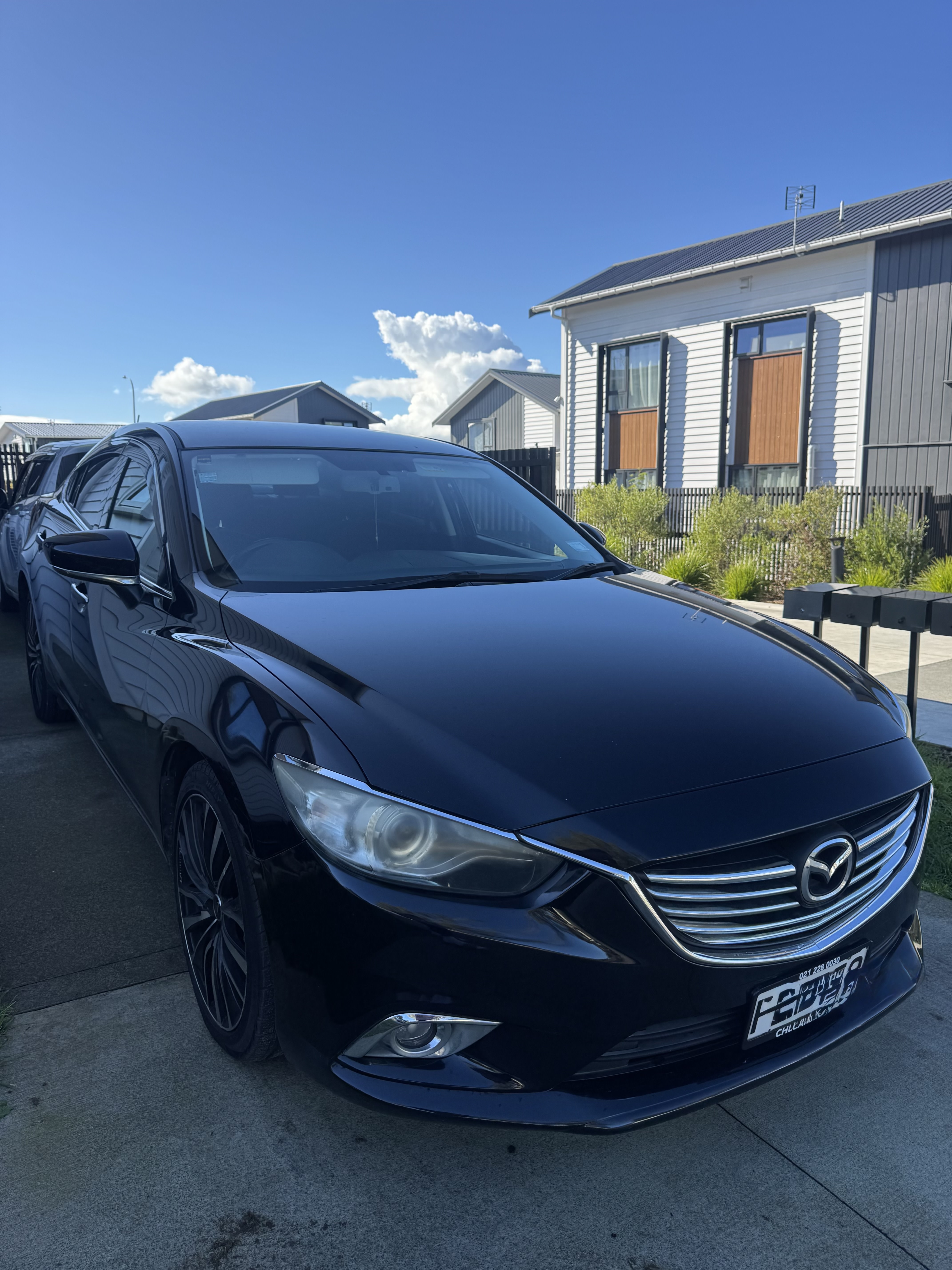 Mazda Atenza 2013 - front-left photo 1