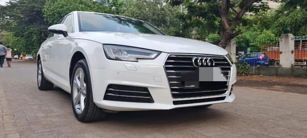 Audi A4 2017 - front-left photo 1