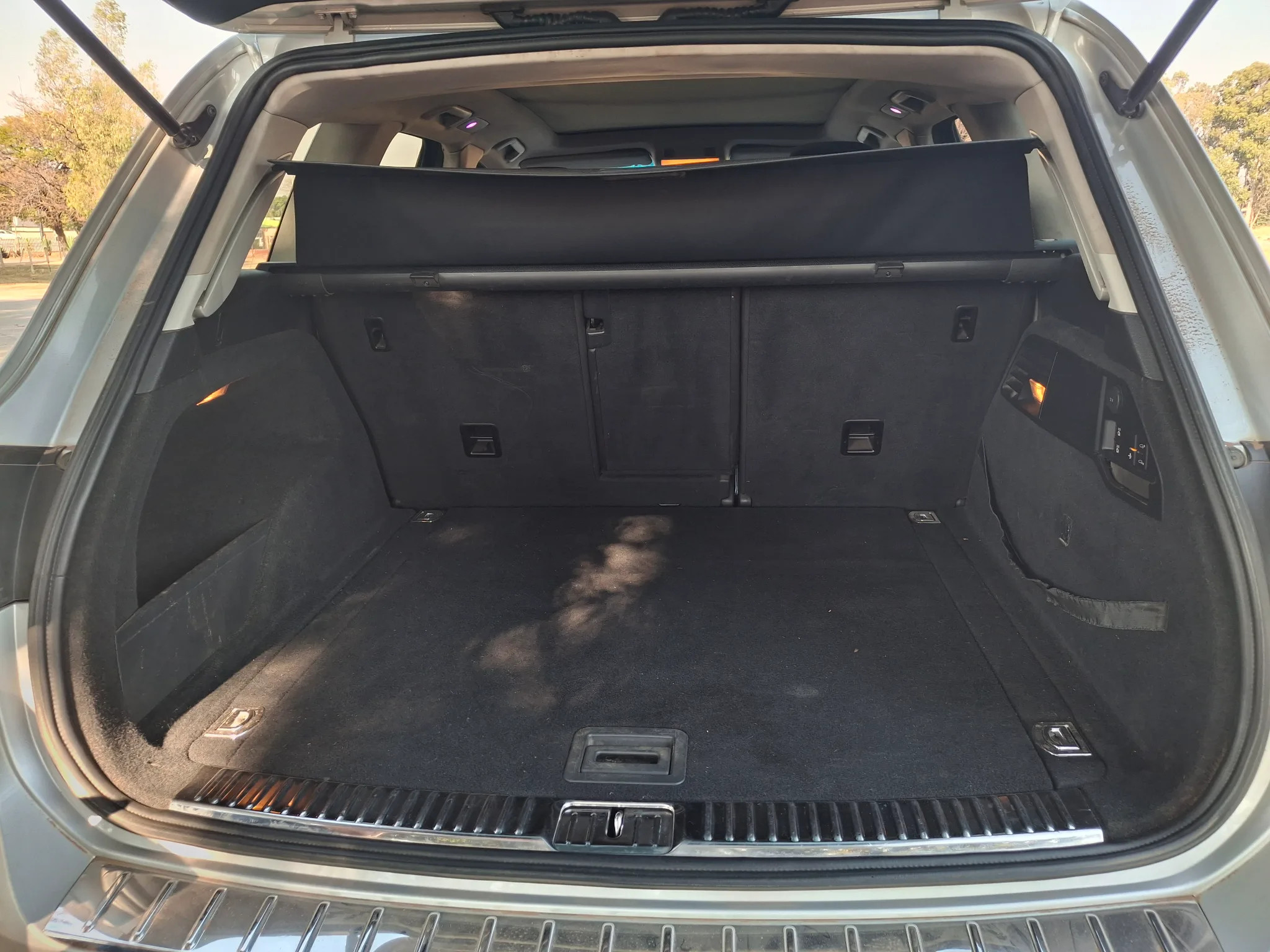 Volkswagen Touareg 2013 - boot photo 5