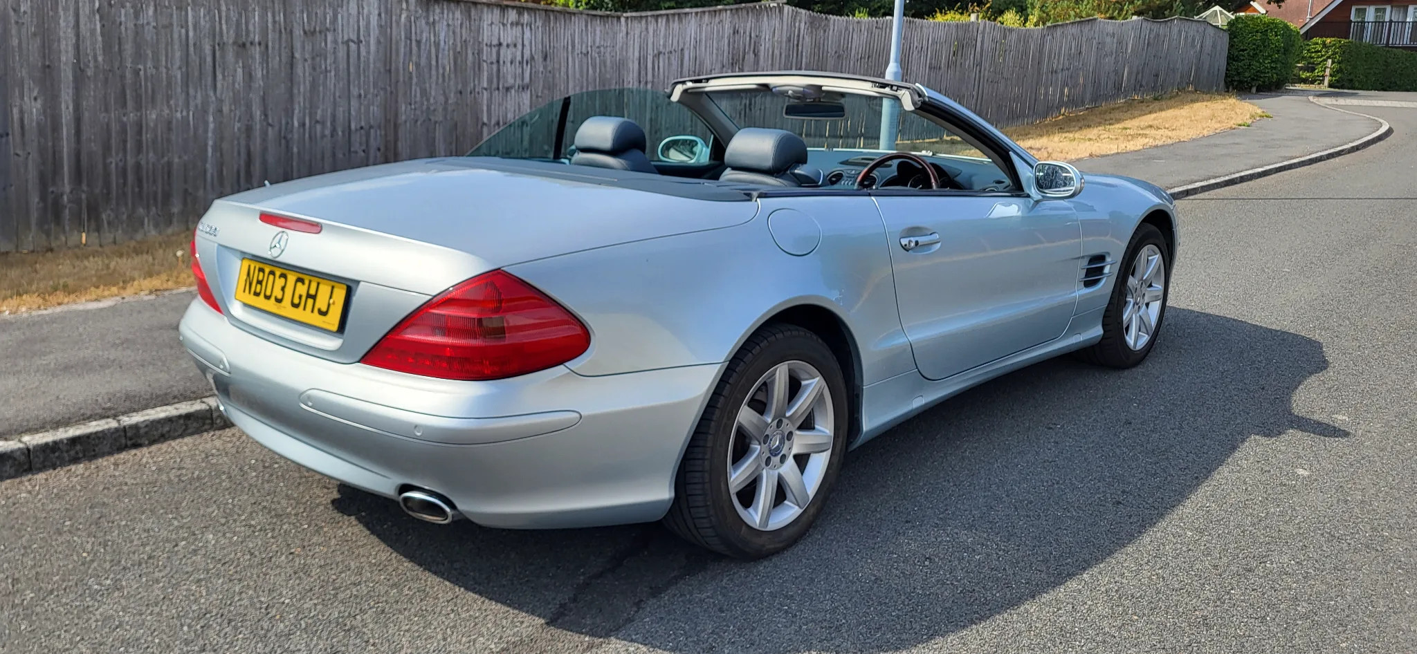 MERCEDES SL 2003 - rear-right photo 4