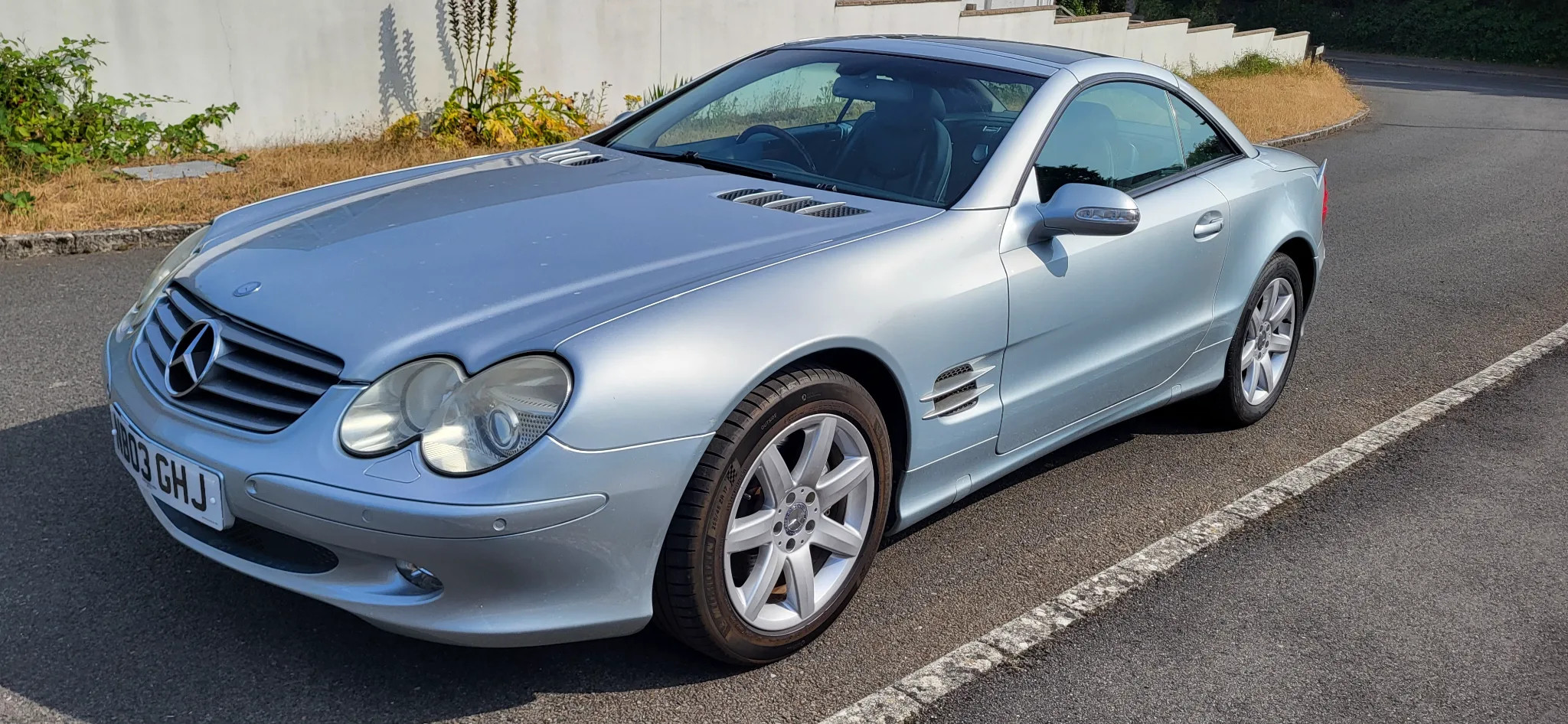 MERCEDES SL 2003 - front-left photo 2