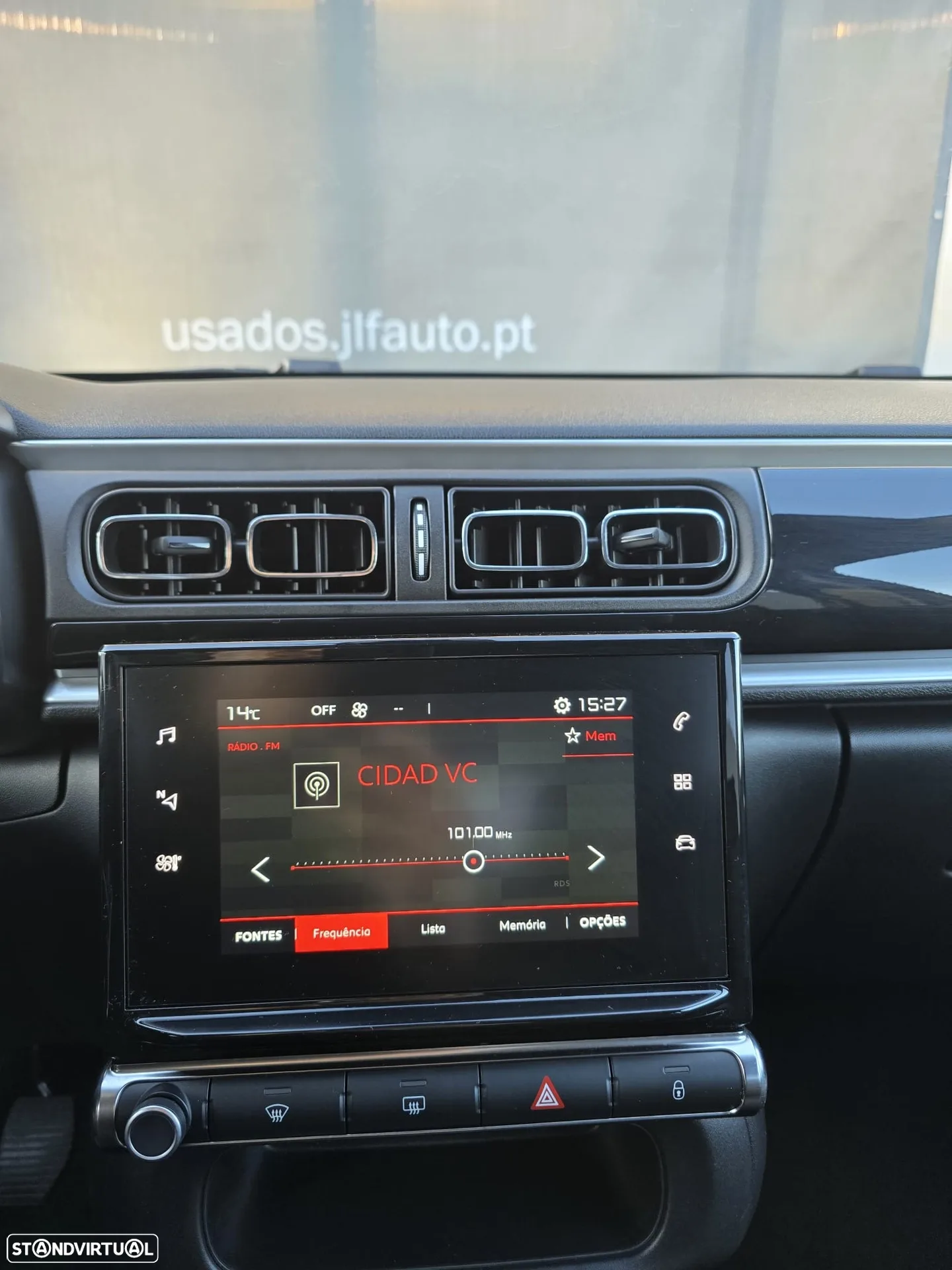 Citroën C3 2024 - dashboard photo 11