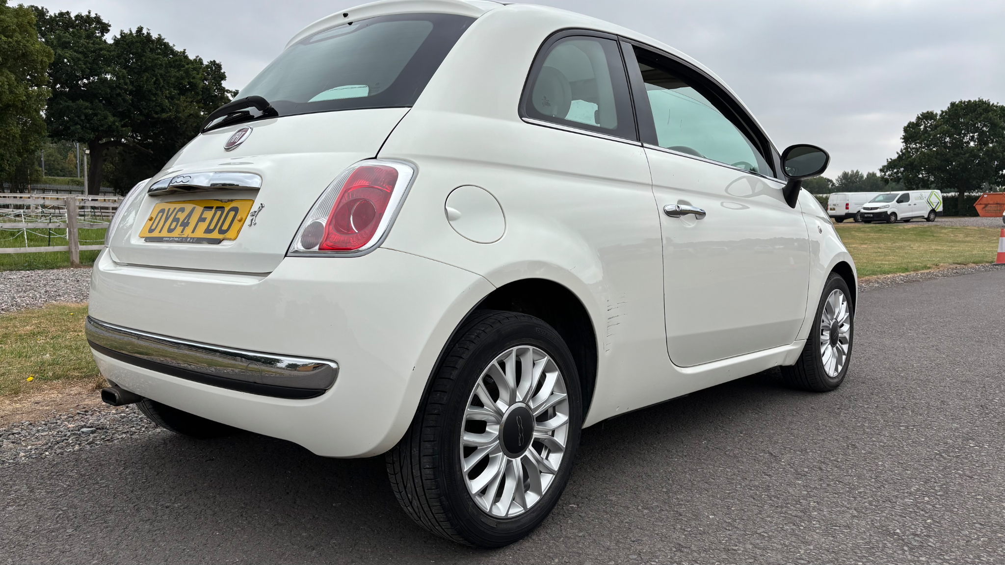 FIAT 500 2014 - rear-right photo 4