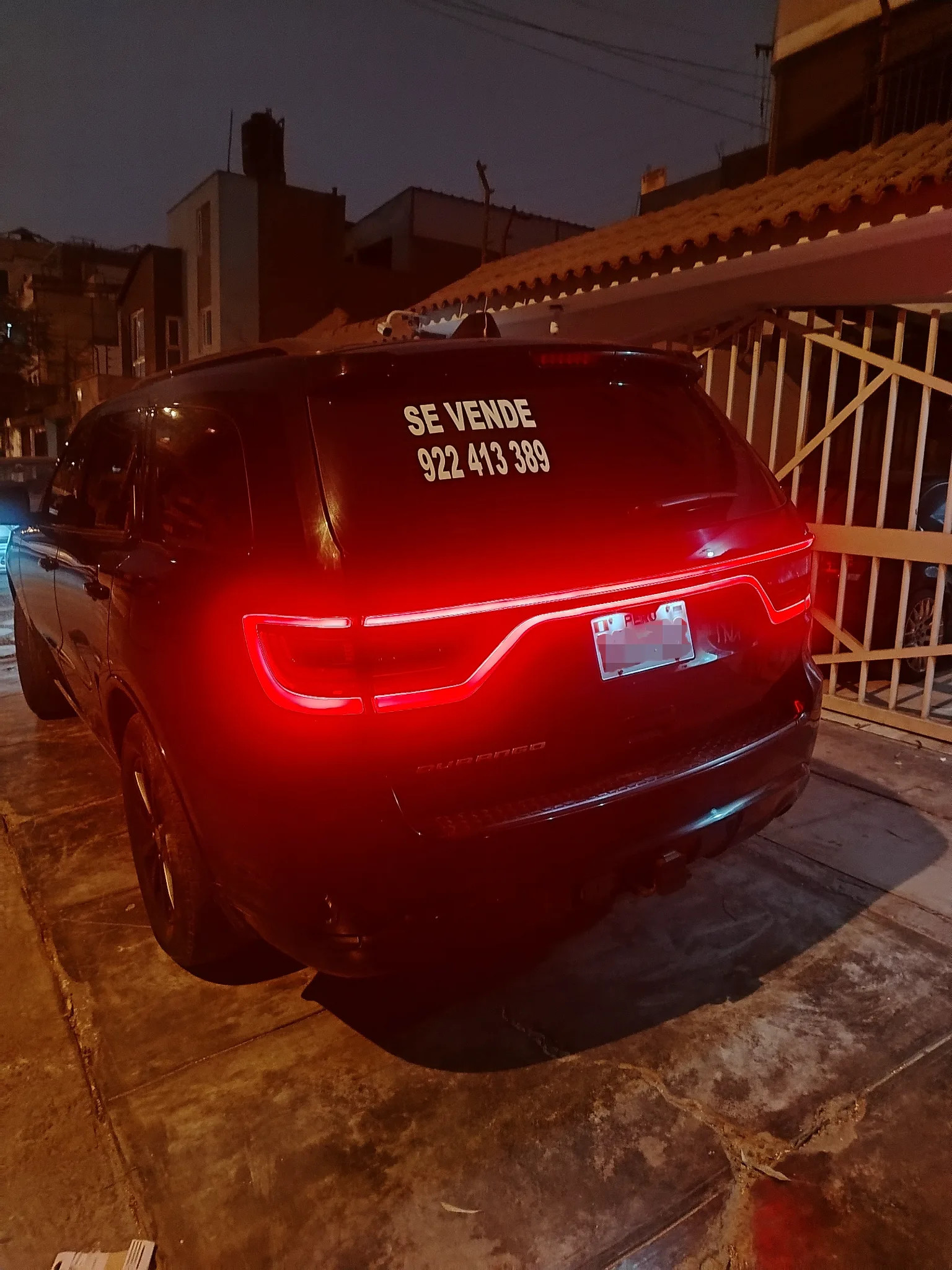Dodge Durango 2018 - rear-right photo 4