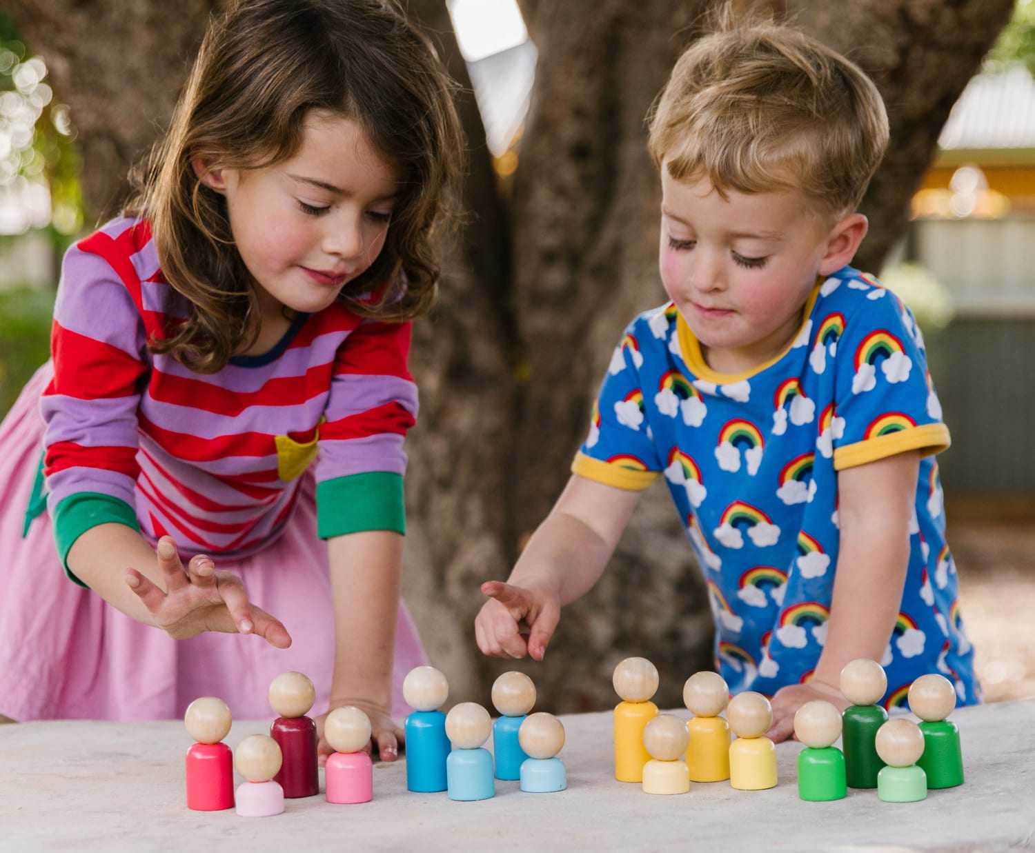 Trefigurer familie. 16 stk