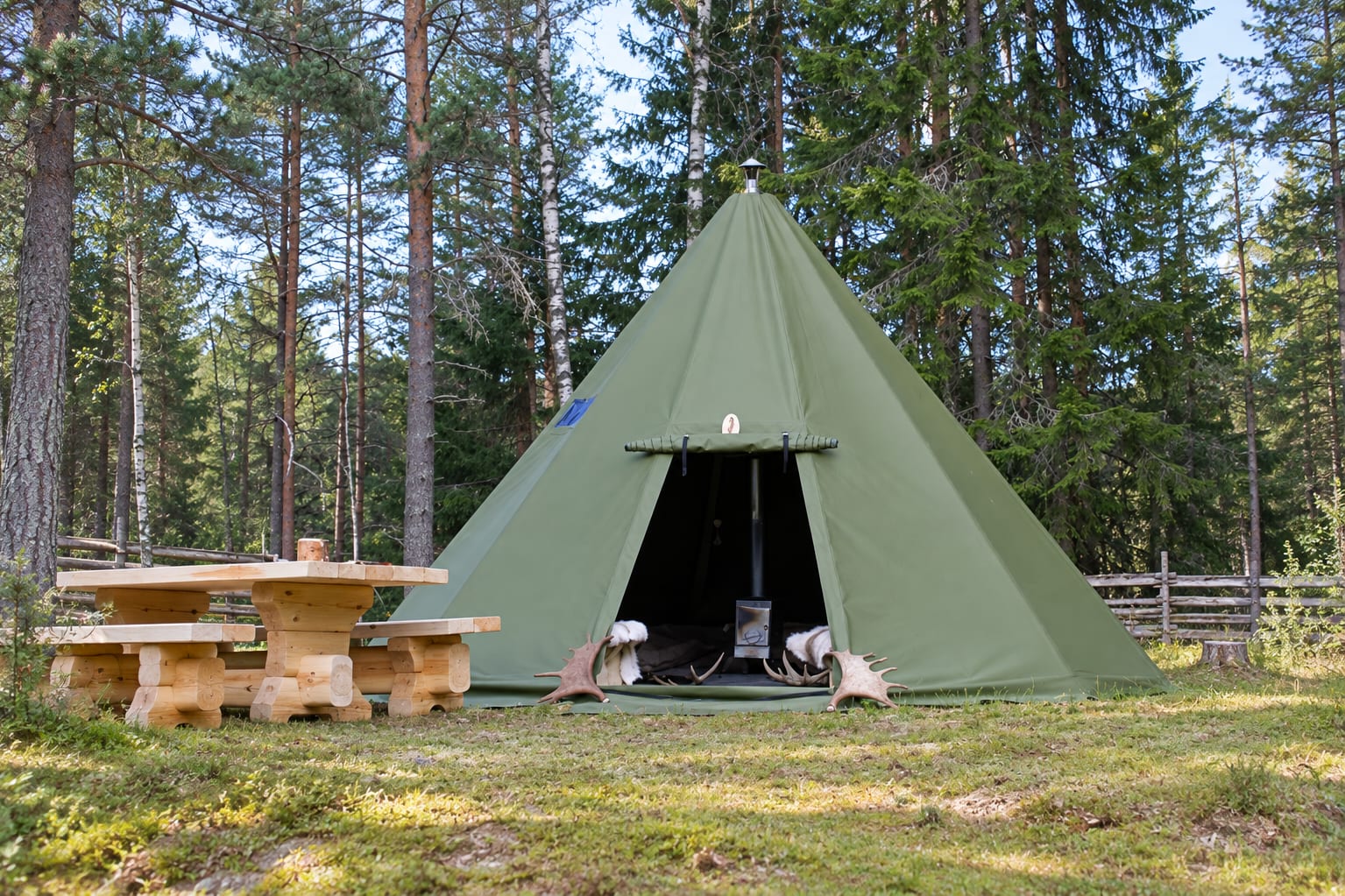 Lavvu & bålutstyr