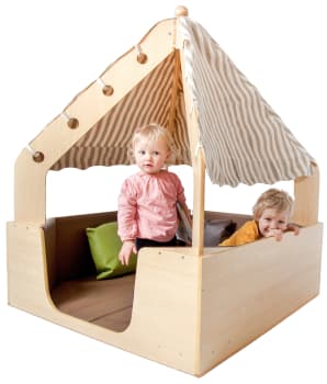 Lekehus med matte for de minste