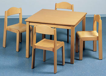 Sittegruppe 2(bord+4stoler)
