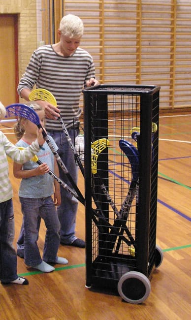 Vogn til hockeykøller m.m.
