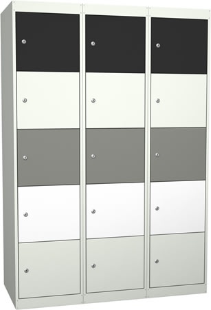 Garderobe i stål,5 delt. 120 cm, rett tak 15 rom