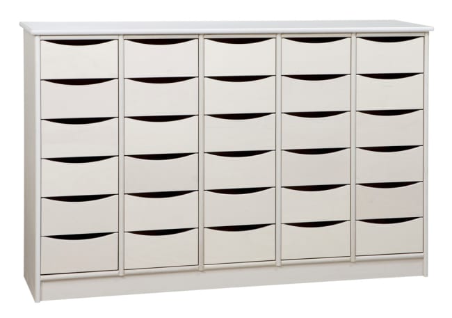 Reol med 30 små skuffer