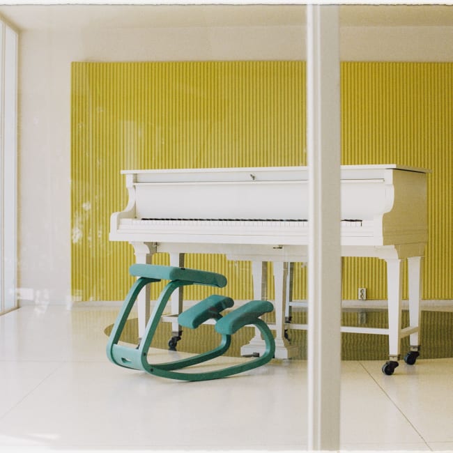 Variable Monochrome Grotto kontorstol