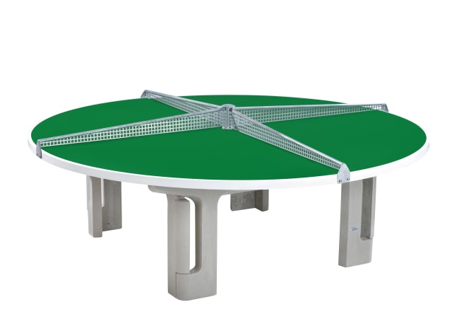 utendørs rundt tennisbord